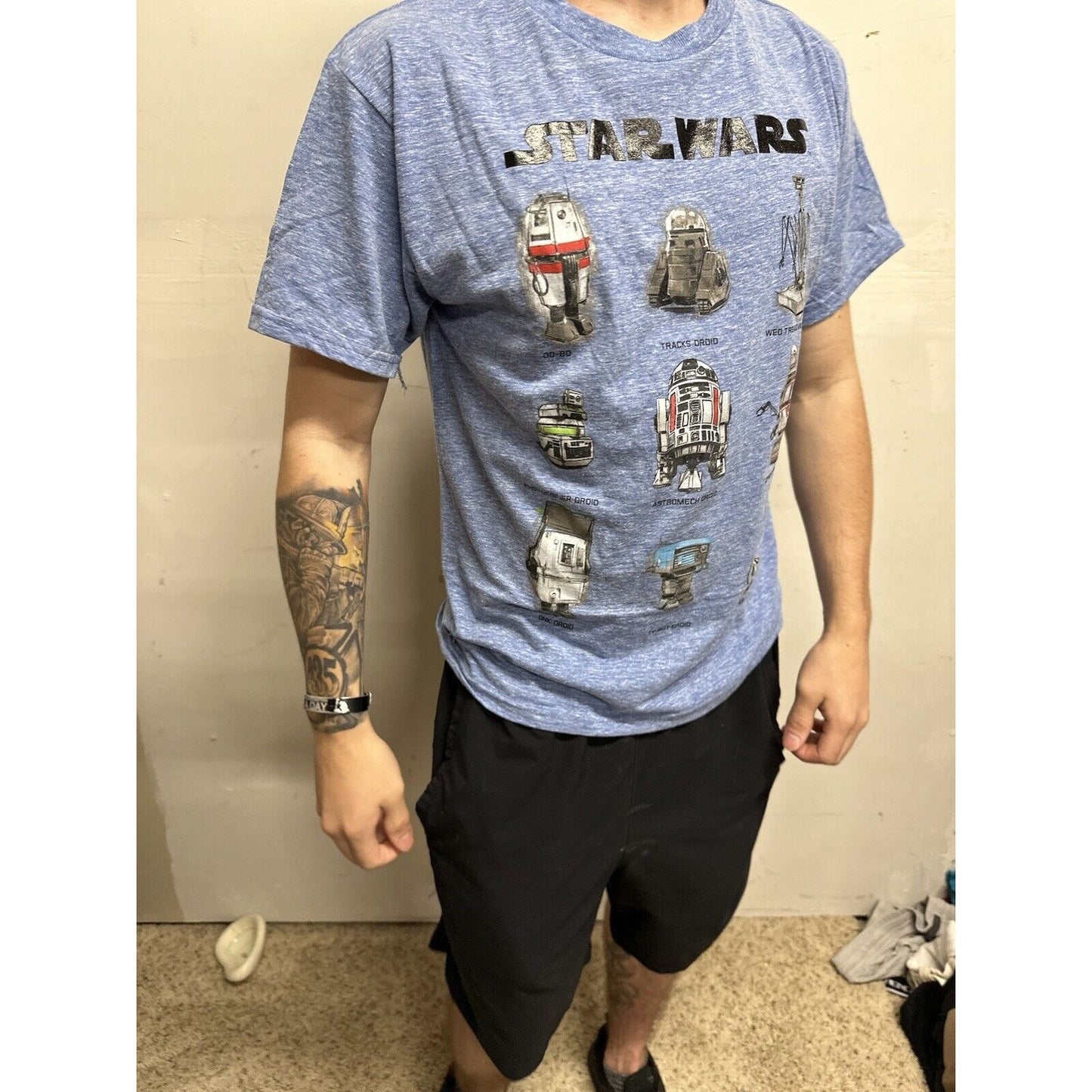 Star Wars Men’s Blue Tshirt Large Droids