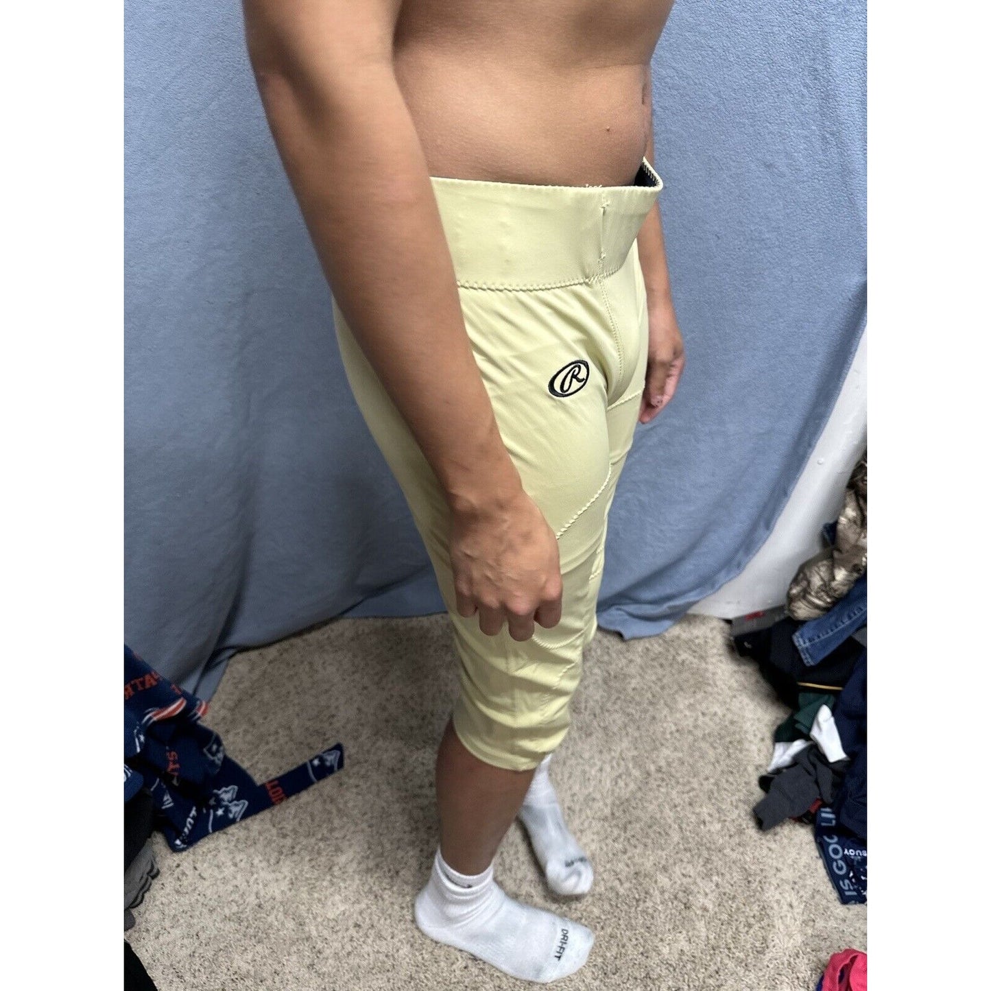 Men’s Gold Rawlings Football Pants Nylon And Spandex Size Large
