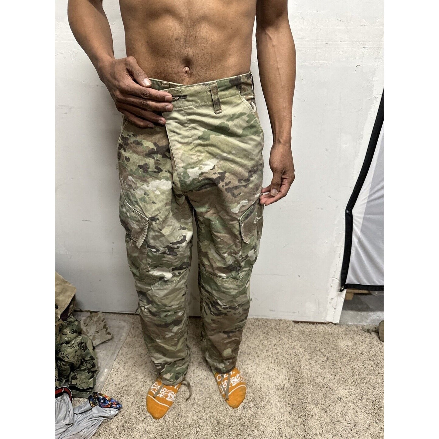 Men’s Ocp Medium Regular Army Air Force Pants Worn Area