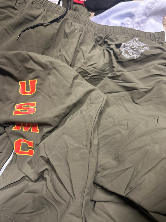 Men’s large official usmc track pants