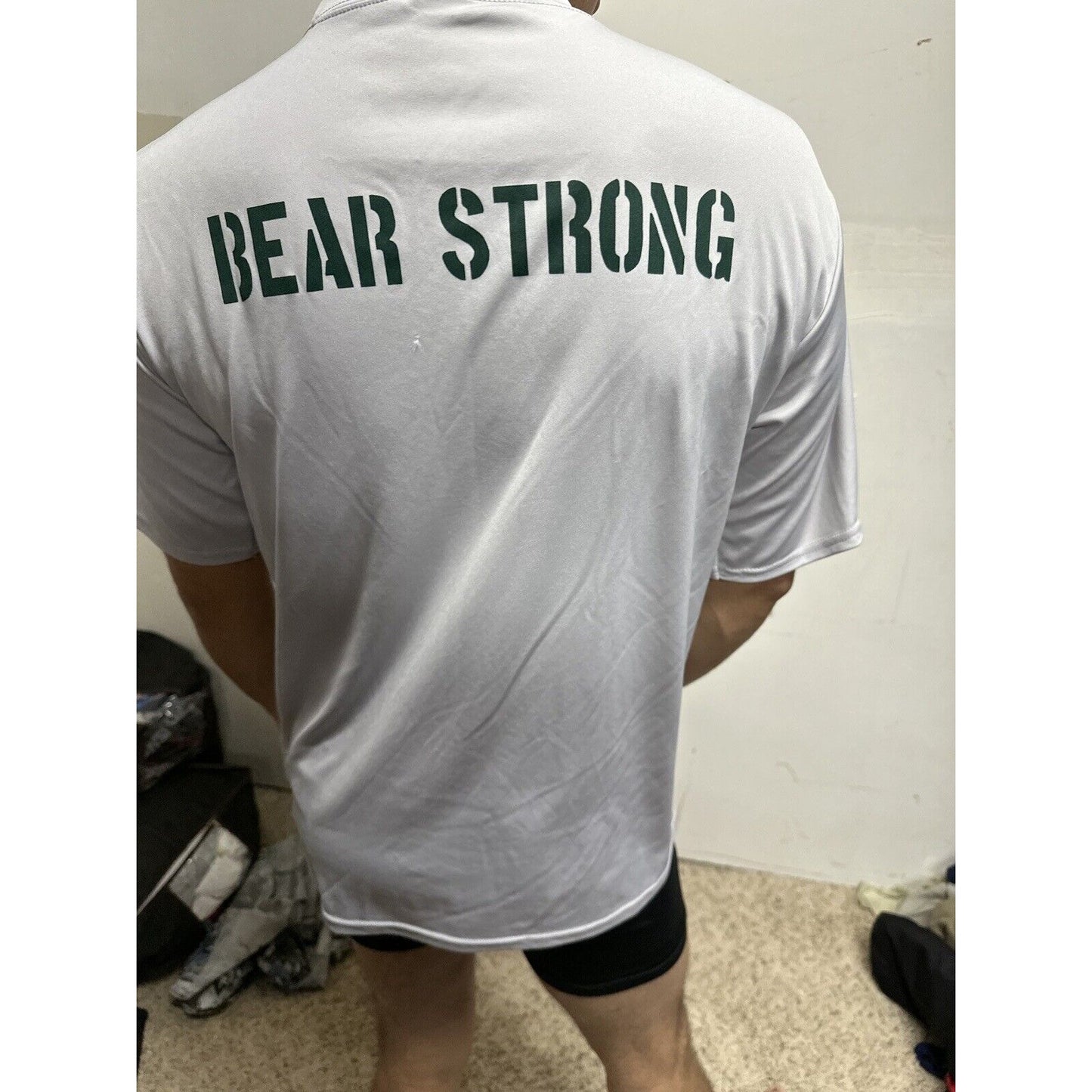 Men’s Baylor University Army ROTC Bear Strong Fits Like A medium