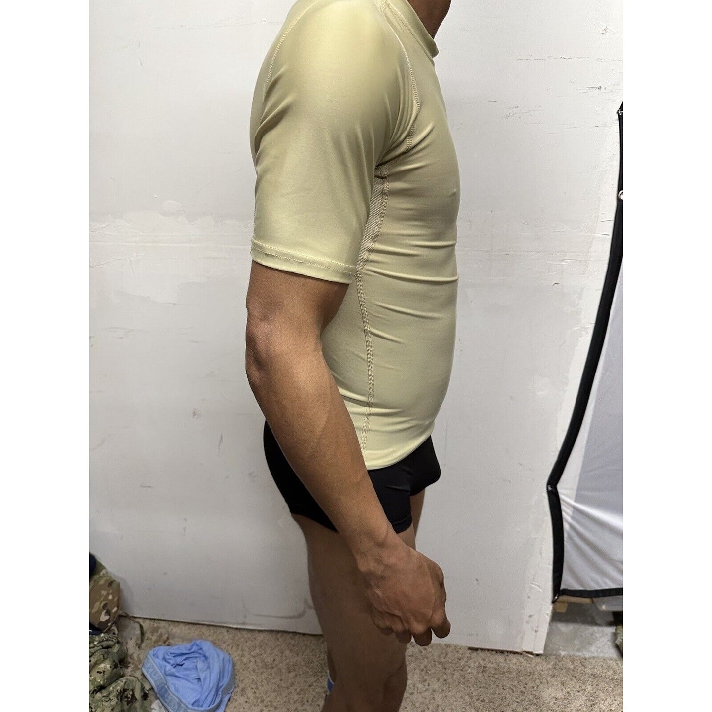 Men’s Military Tan 5.11 Tactical Series Medium 20% Spandex muscle shirt