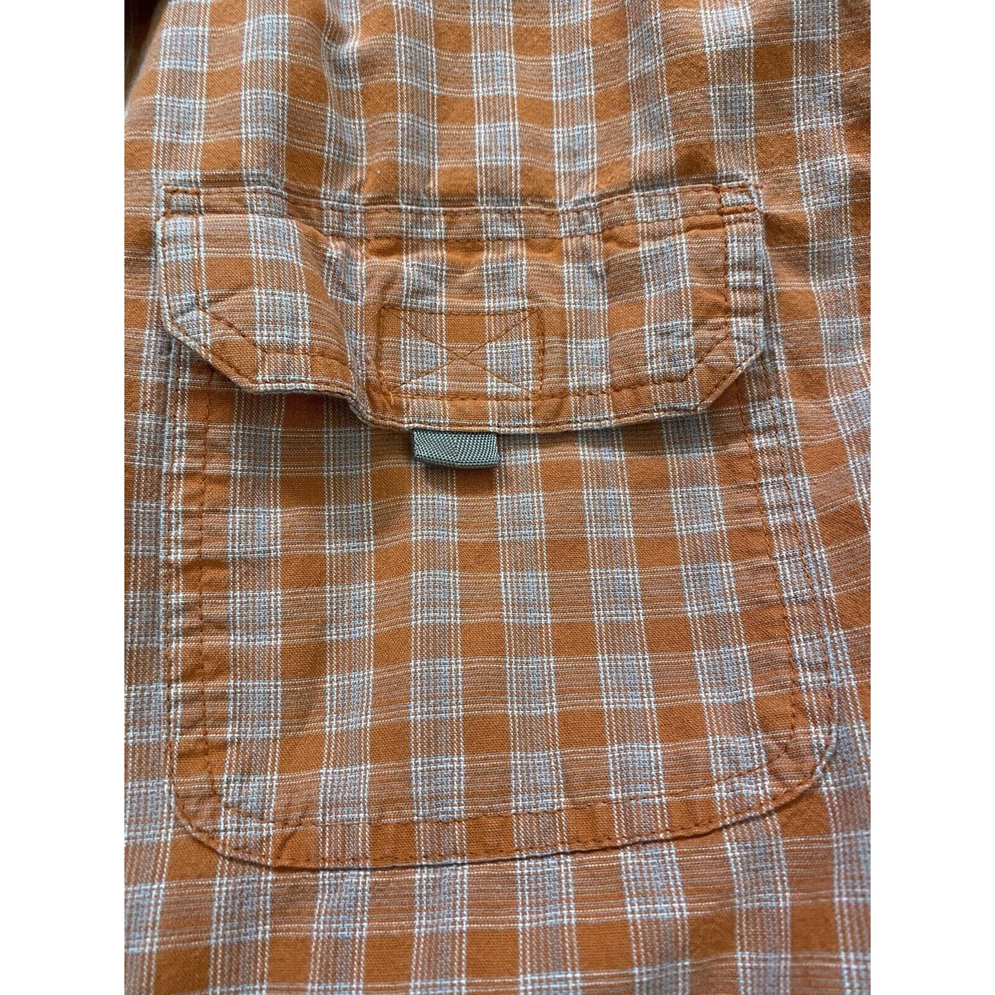 Wrangler Rugged Wear Men's Short Sleeve Shirt Large Orange Plaid Button Down