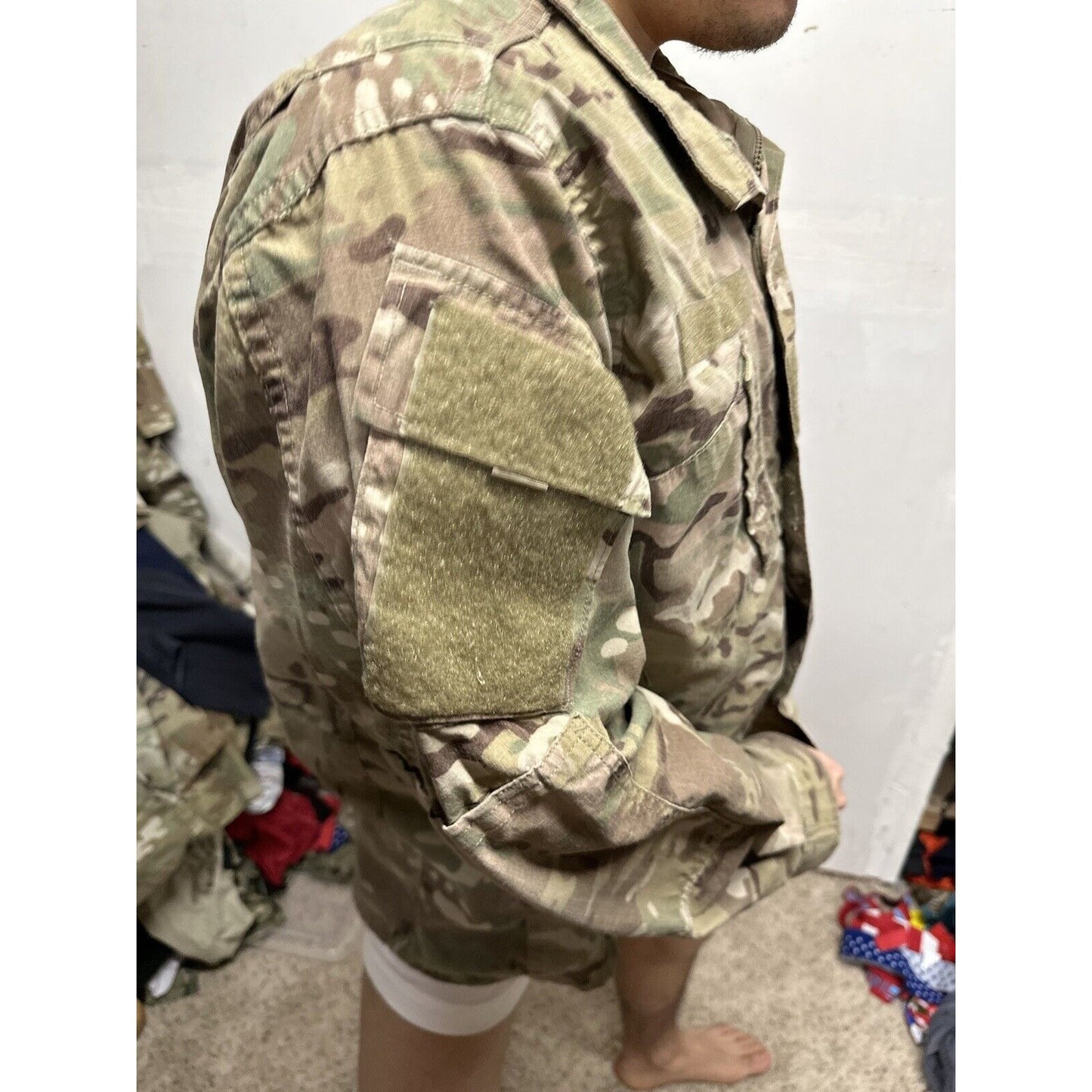 Men’s Medium Regular Ocp Flame Resistant Army Combat Uniform Top Blouse USAF