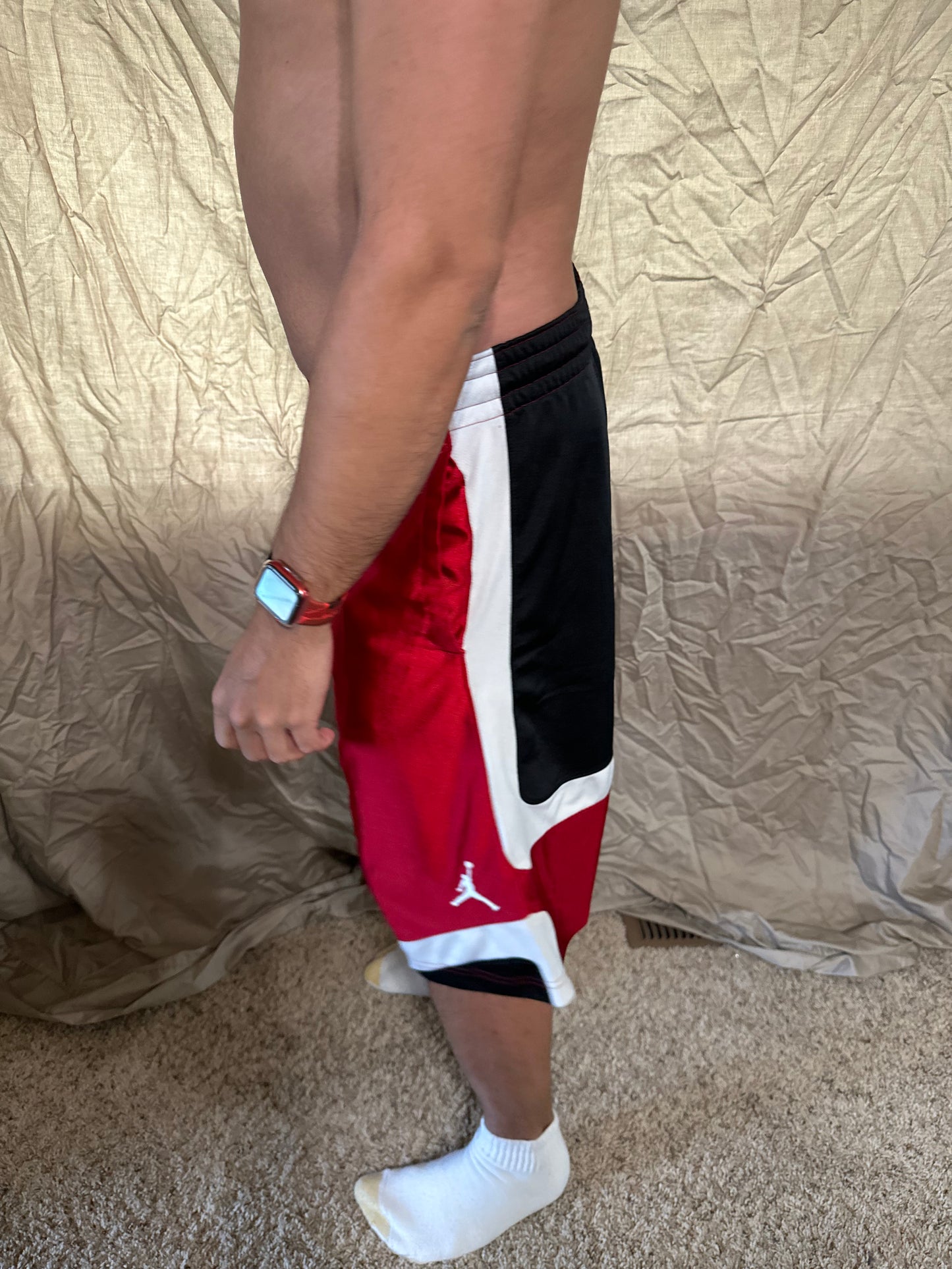 Men’s air Jordan red black white athletic shorts with pockets size medium