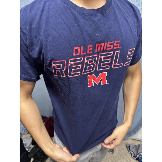 Men’s Dark Blue Ole Miss Rebels Medium Tshirt Short Sleeve