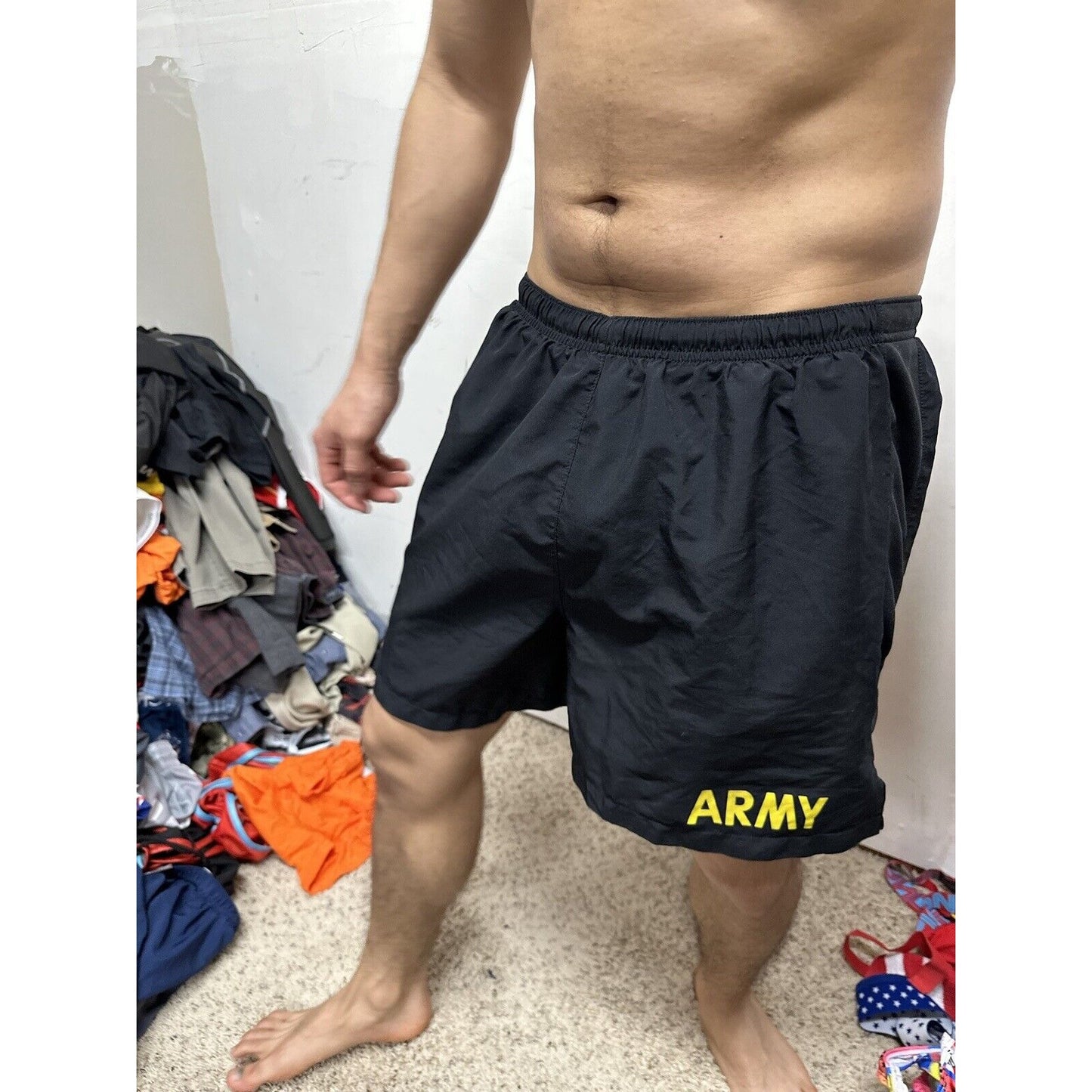 Men’s Us Army Pt Workout Uniform Black Shorts Medium