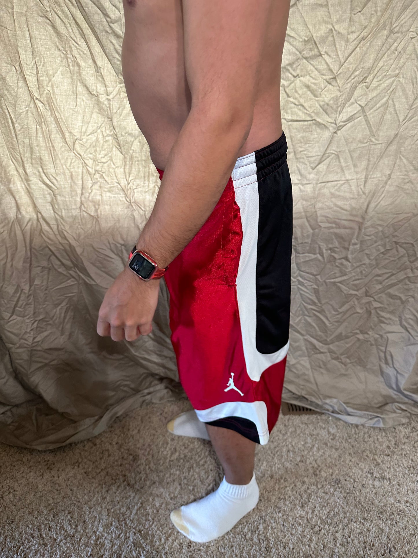 Men’s air Jordan red black white athletic shorts with pockets size medium