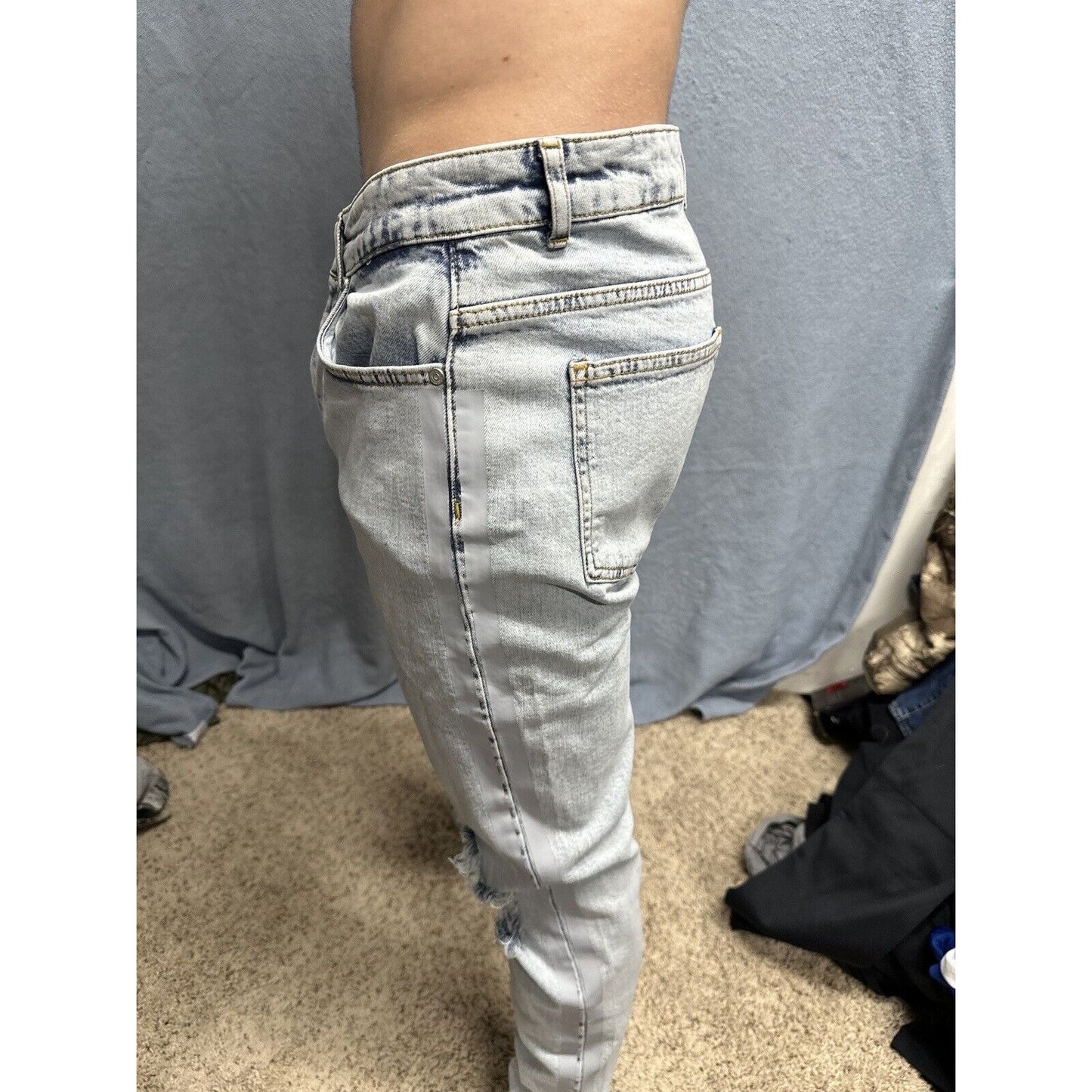 Men’s Light Blue Boohooman Size 34 Regular Jeans