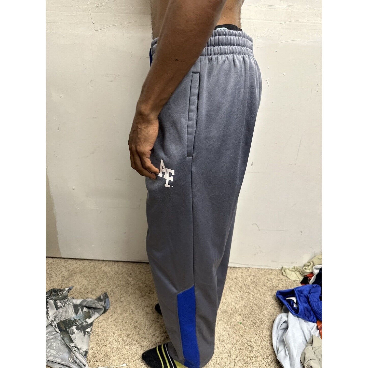 Men’s Gray Large Russell Polyester Sweat Pants With Pockets Air Force Falcons US