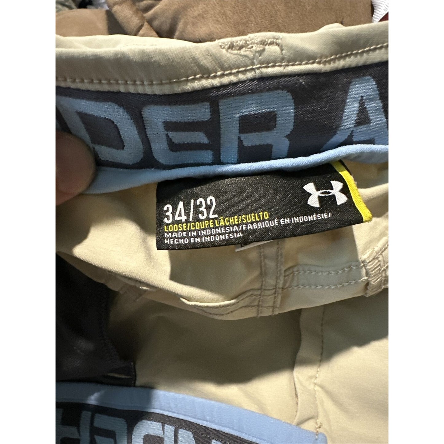 Men’s Khaki Under Armour 34/33 Tan Pants