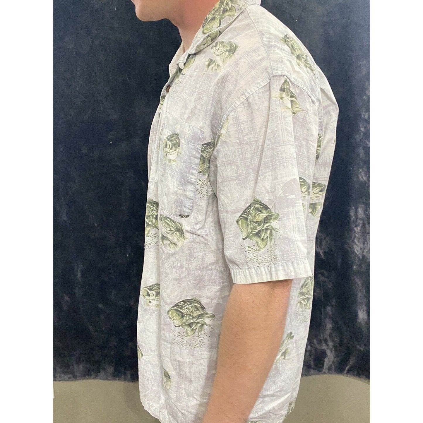 Men's Columbia Sportswear XL River Lodge Fish Prints Button-down Short Sleeves