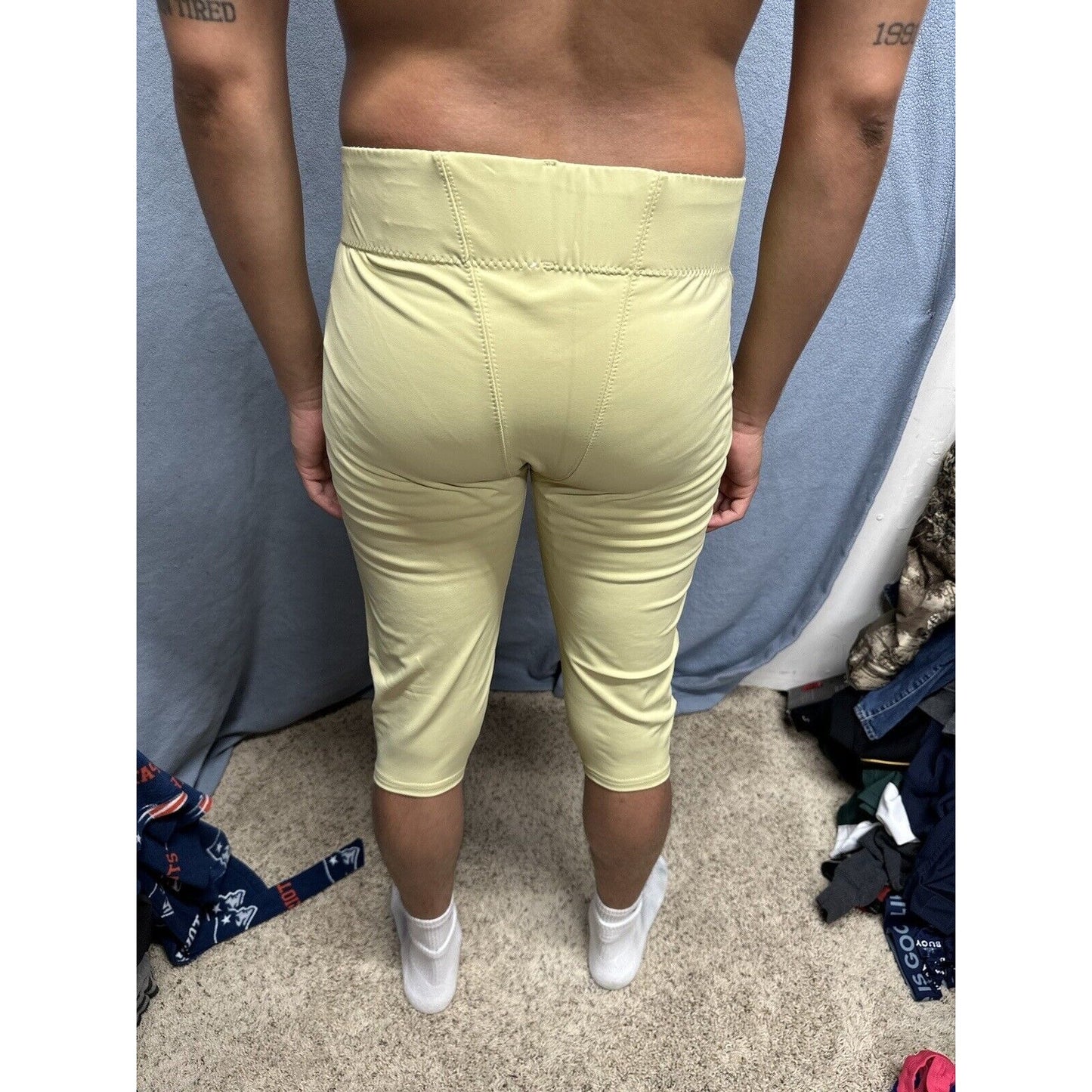Men’s Gold Rawlings Football Pants Nylon And Spandex Size Large