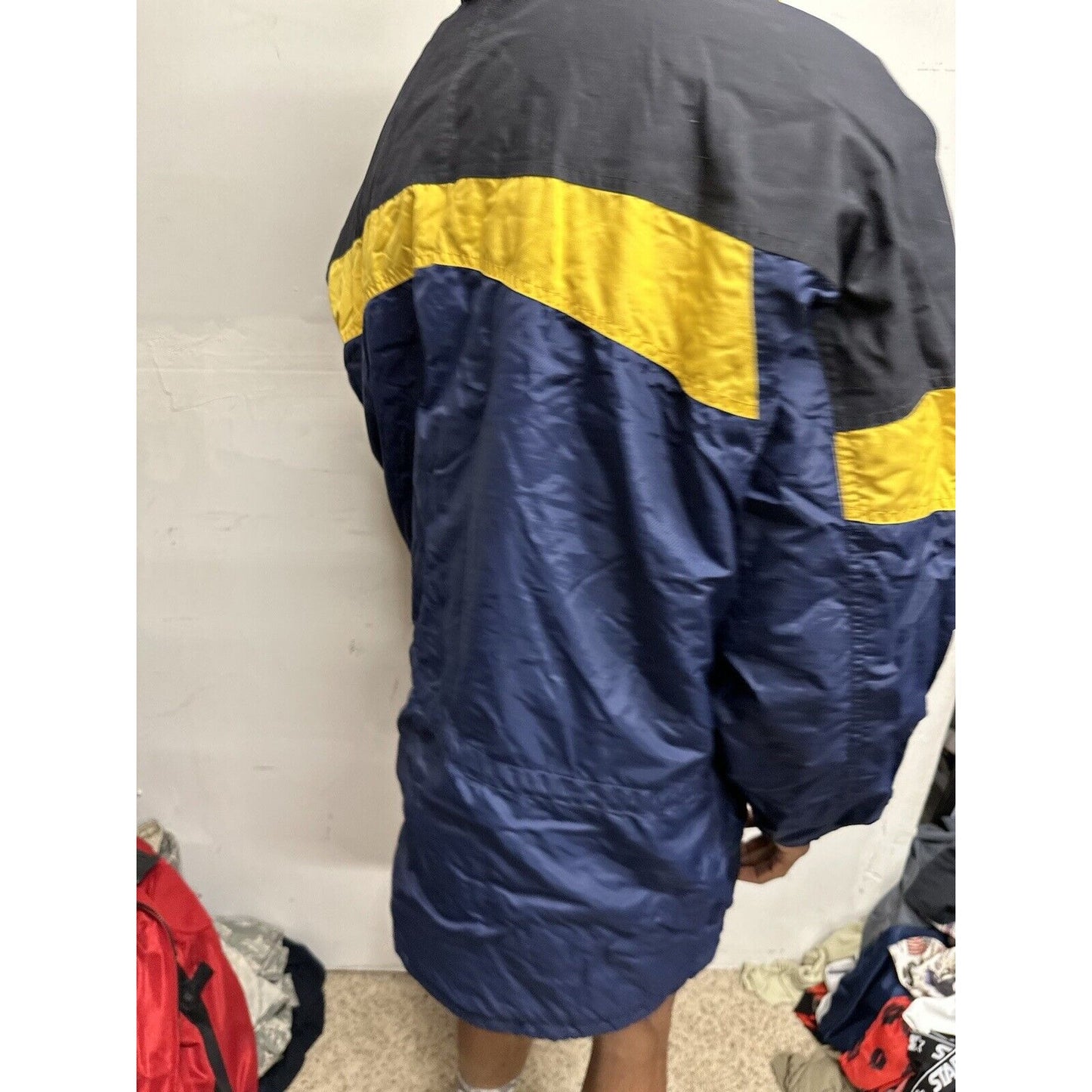 Men’s Large Columbia Sportwear Snow Jacket Black Navy Blue Full Zip