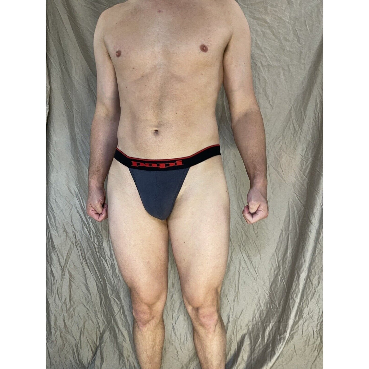 men's papi gray Thong black and red band small