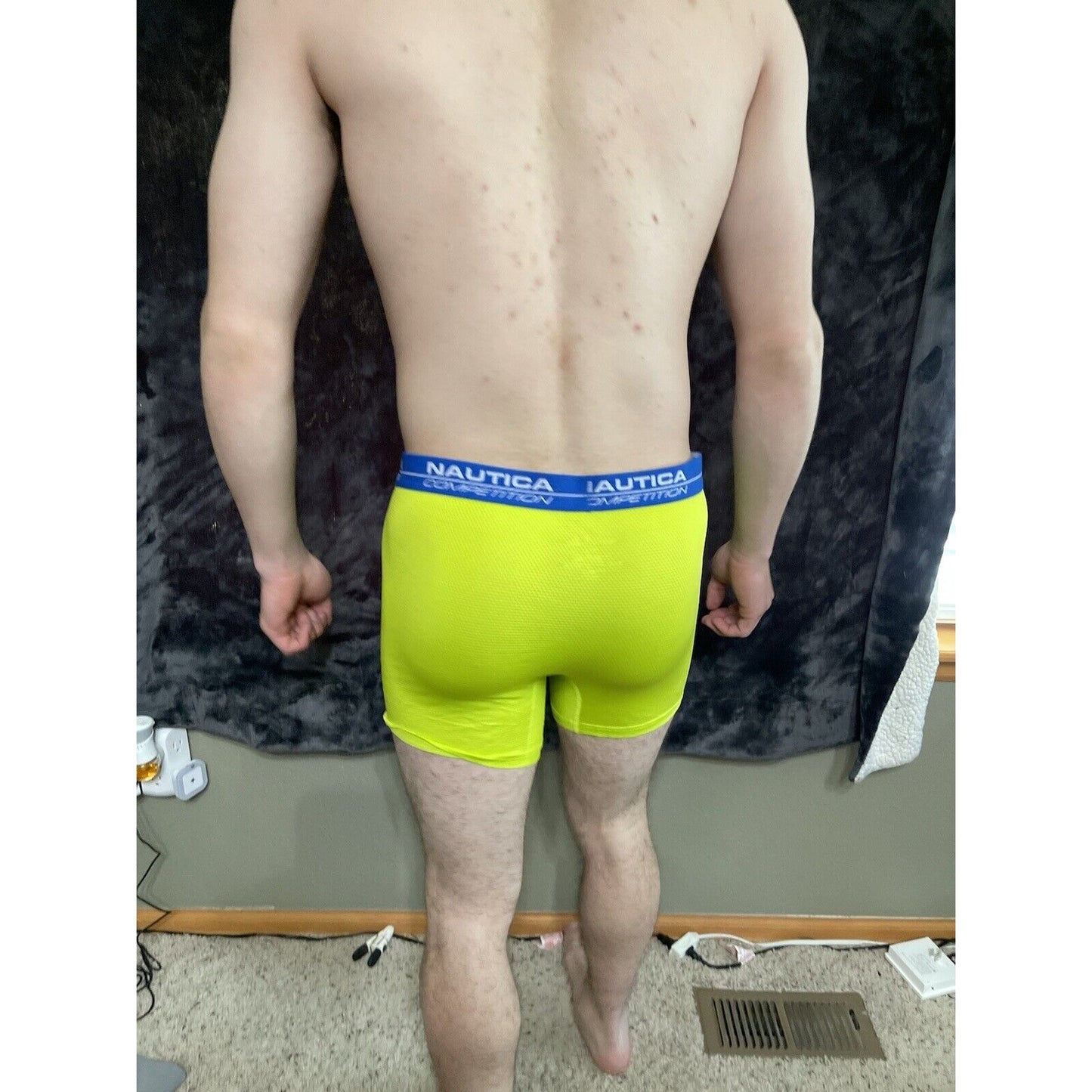 Men’s Large Neon Yellow Nautica 7% Spandex Compression Shorts New