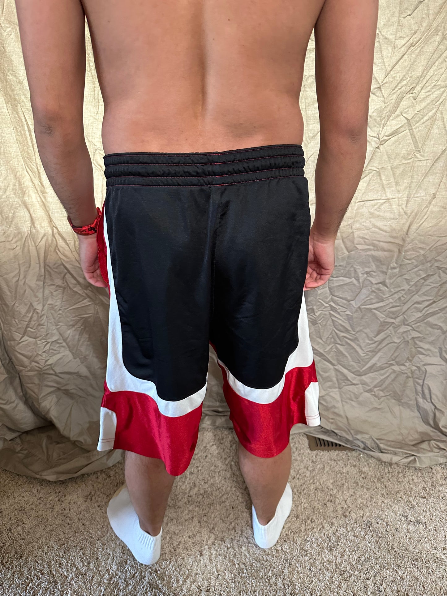 Men’s air Jordan red black white athletic shorts with pockets size medium