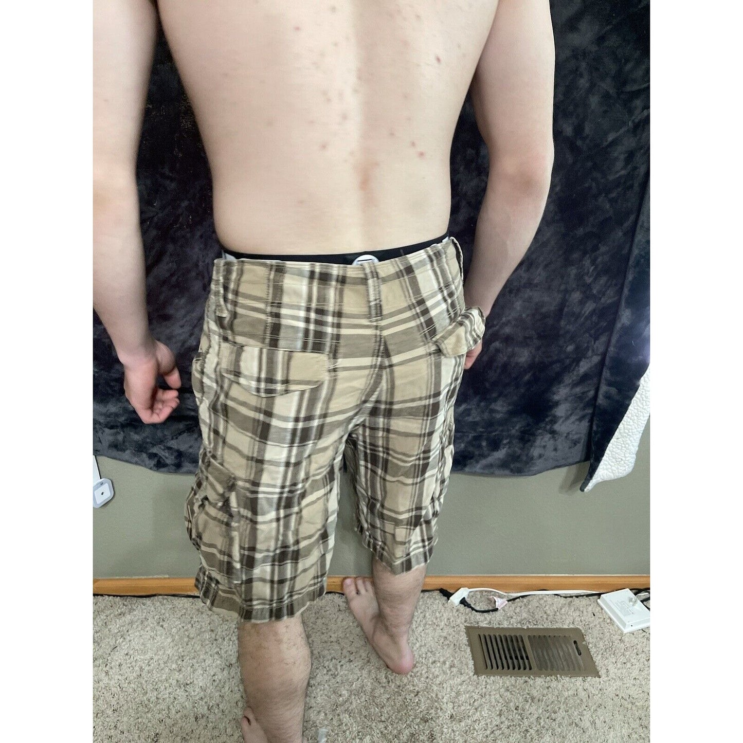 Men’s Arizona Jean Company Tan Plaid Shorts Size 31