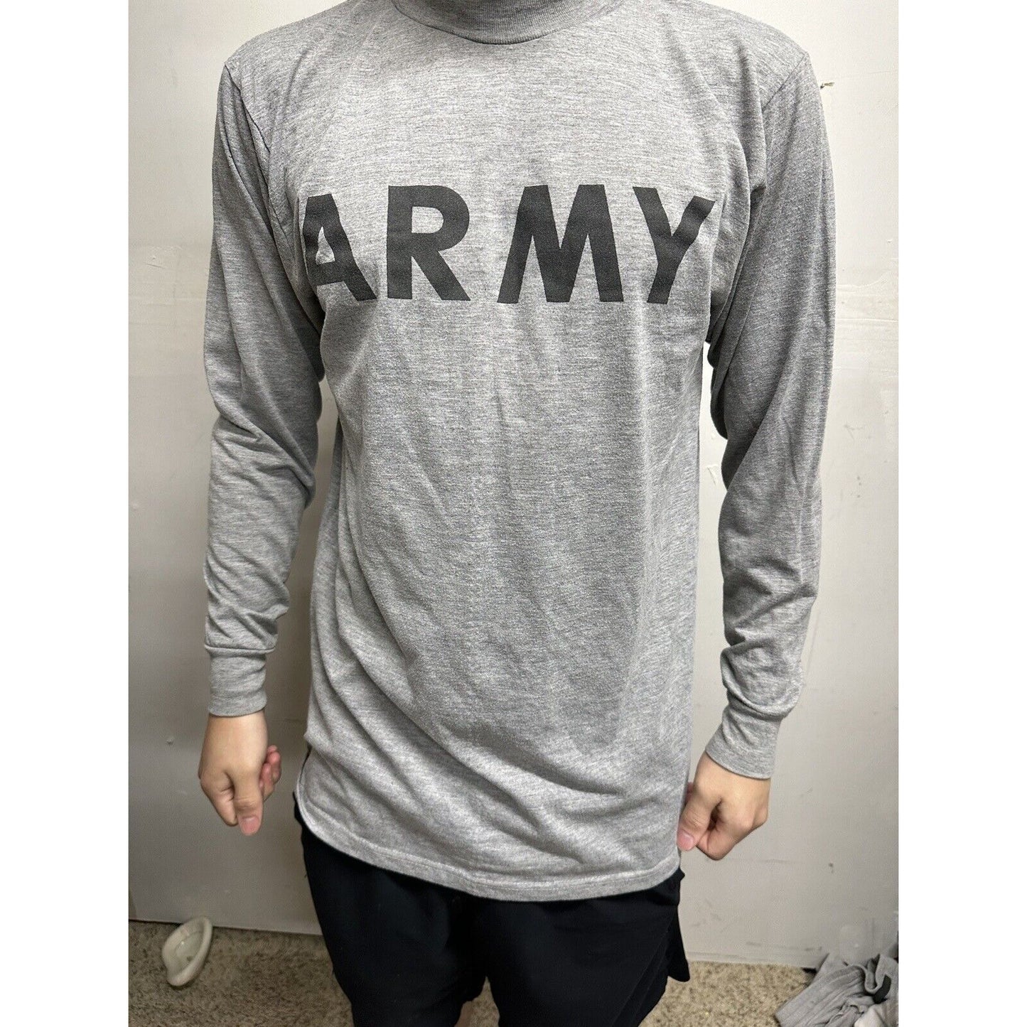 Men’s Army Pt Uniform Gray Small Long Sleeve