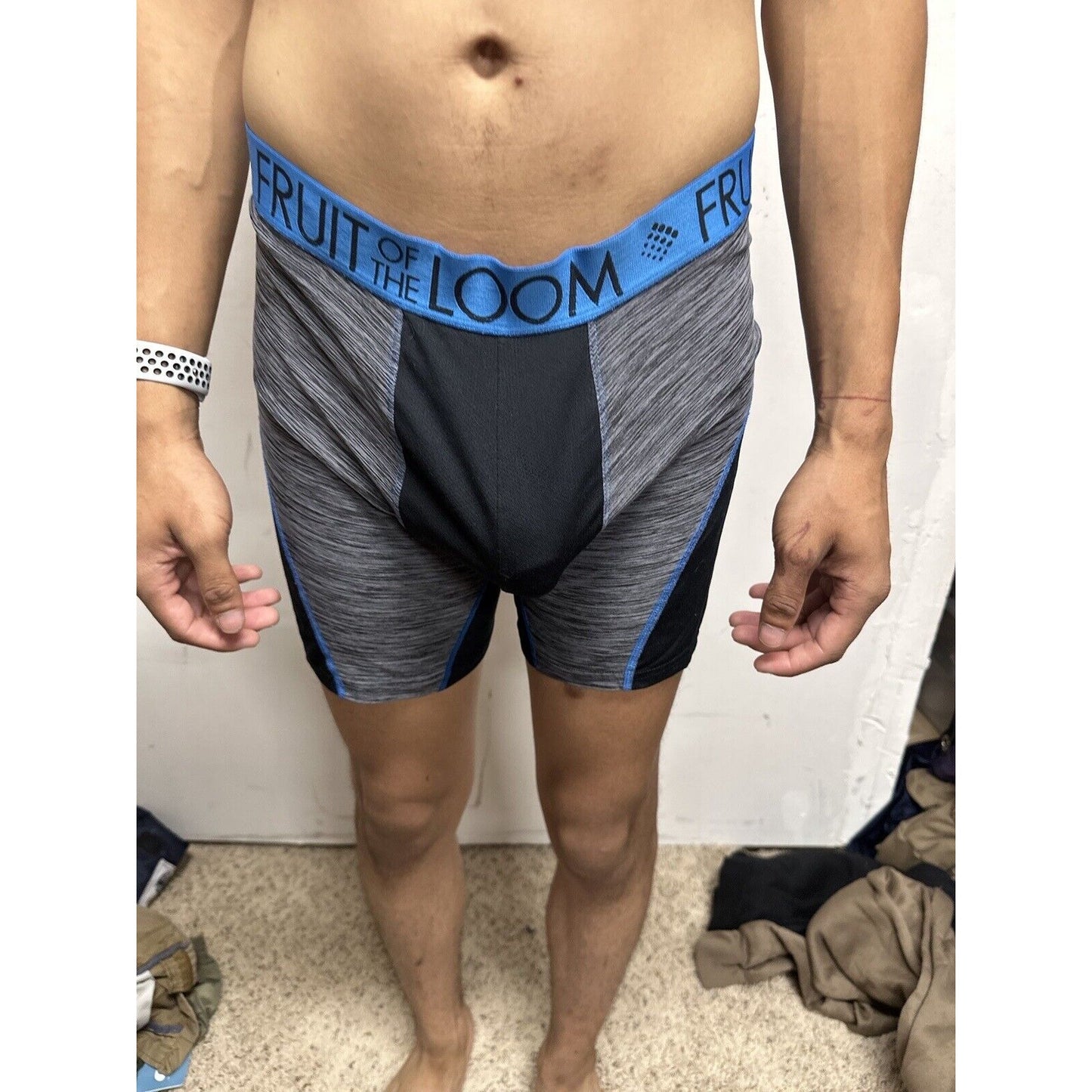 Men’s Large Fruit Of The Loom Black And Gray Boxer Briefs