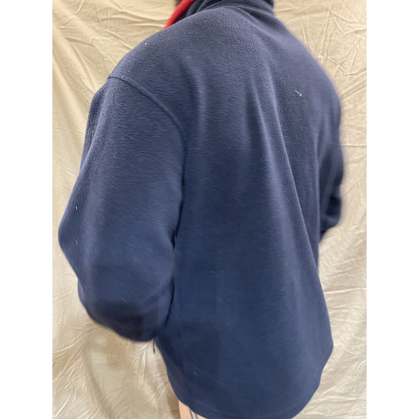 Men's full zip blue sweatshirt monterey bay california fits like a medium Gogo