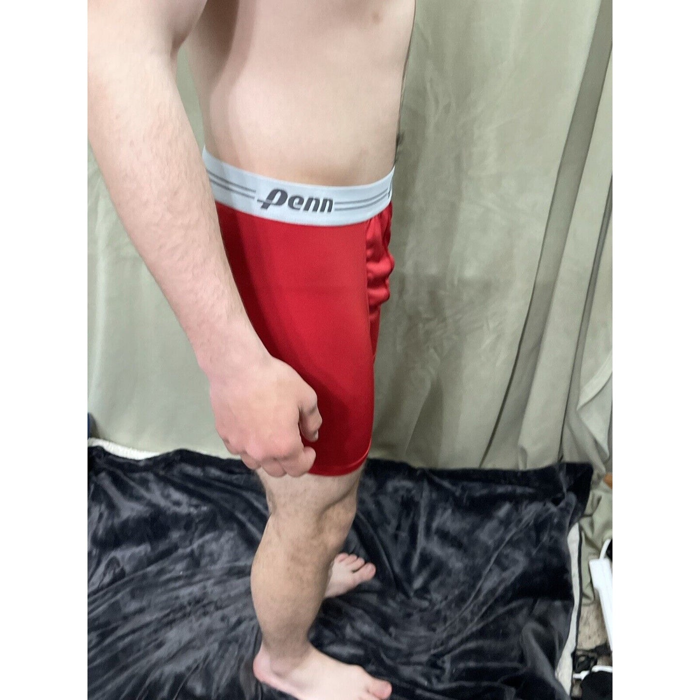 Men’s Red Penn Compression Shorts Medium 10% Spandex