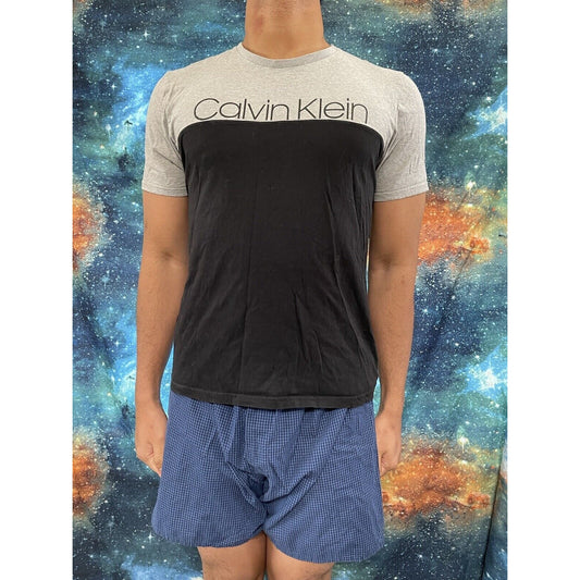 Men’s Black and Gray Calvin Klein small/medium tshirt short sleeve