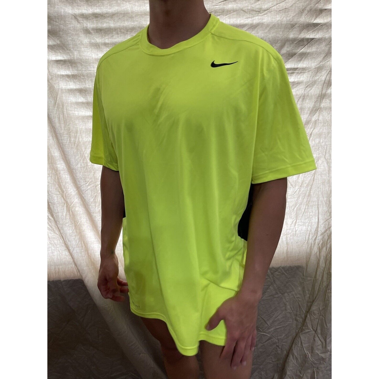 men's neon yellow dri-fit nike XL t-shirt athletic