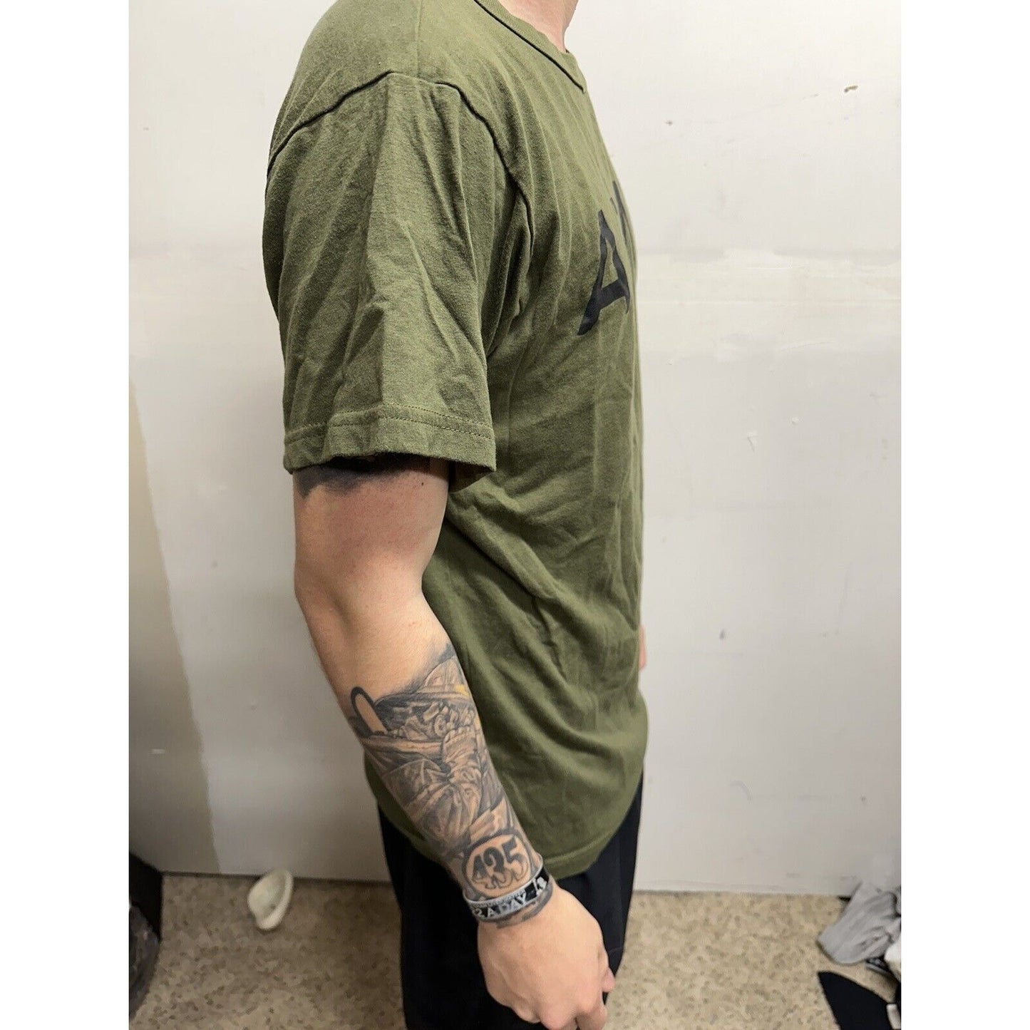 Men’s Army Green Rothco Medium Athletic Tshirt