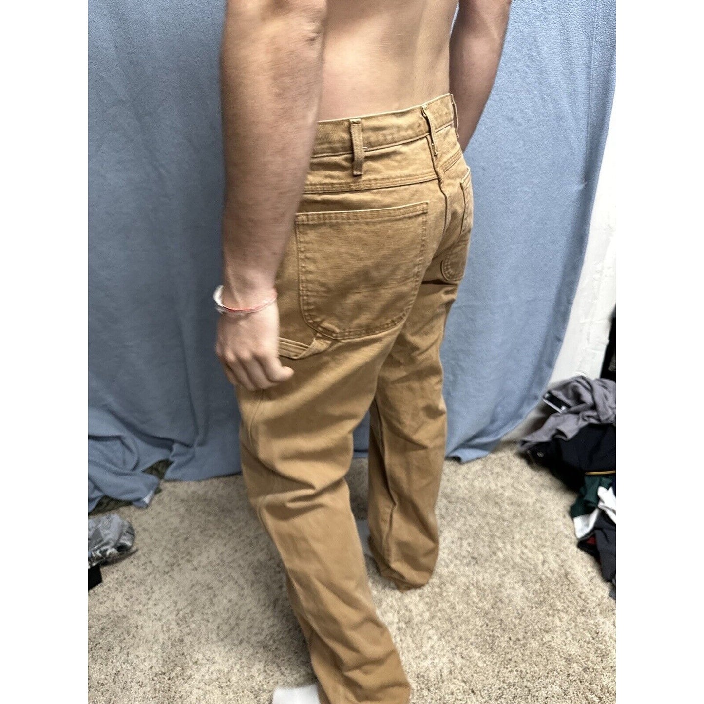 Men’s Khaki Dickies Relaxed Fit 32 X 34 Cargo Pants