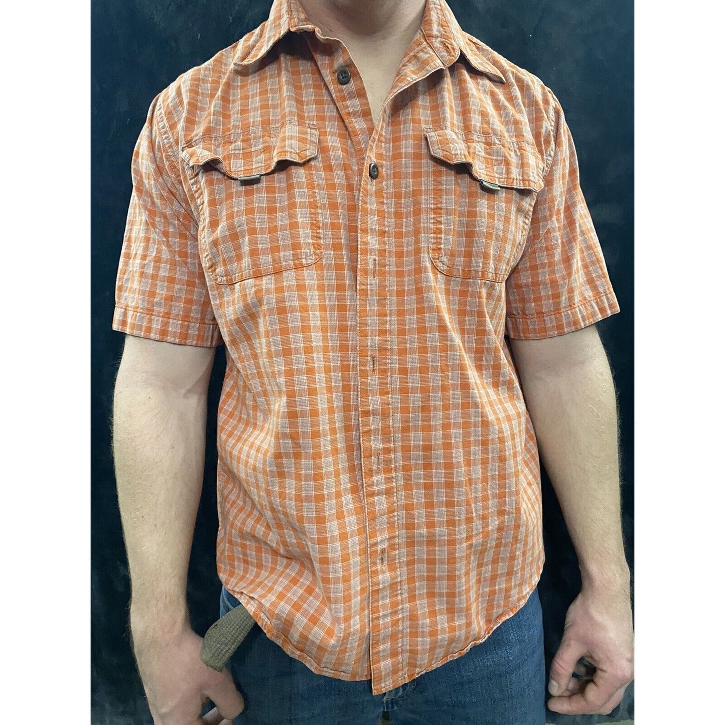 Wrangler Rugged Wear Men's Short Sleeve Shirt Large Orange Plaid Button Down