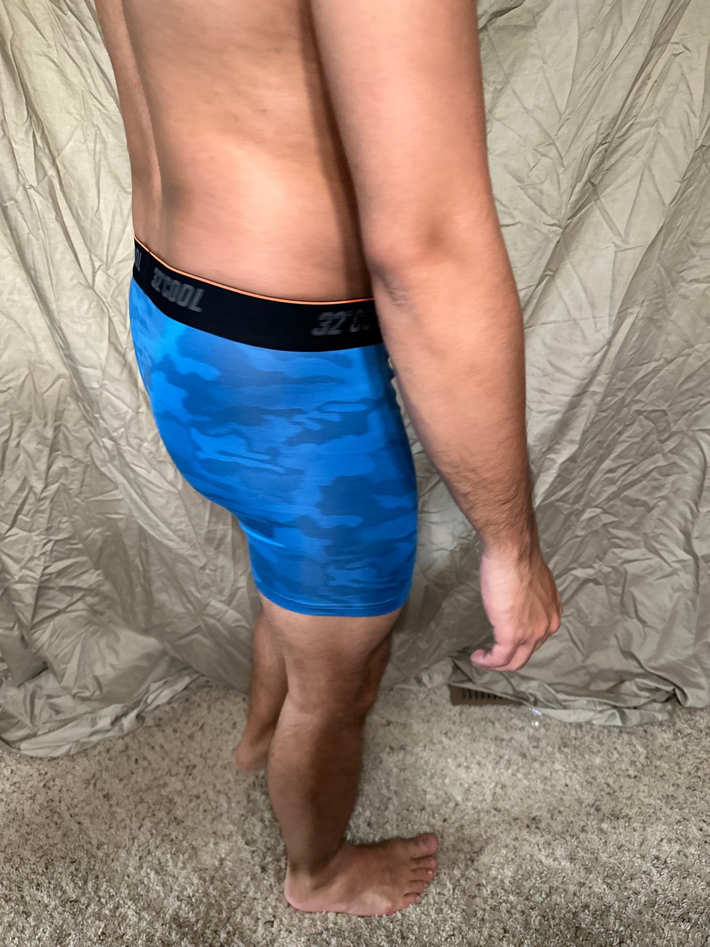 Men’s blue with camo pattern 32 degree cool boxer briefs size small