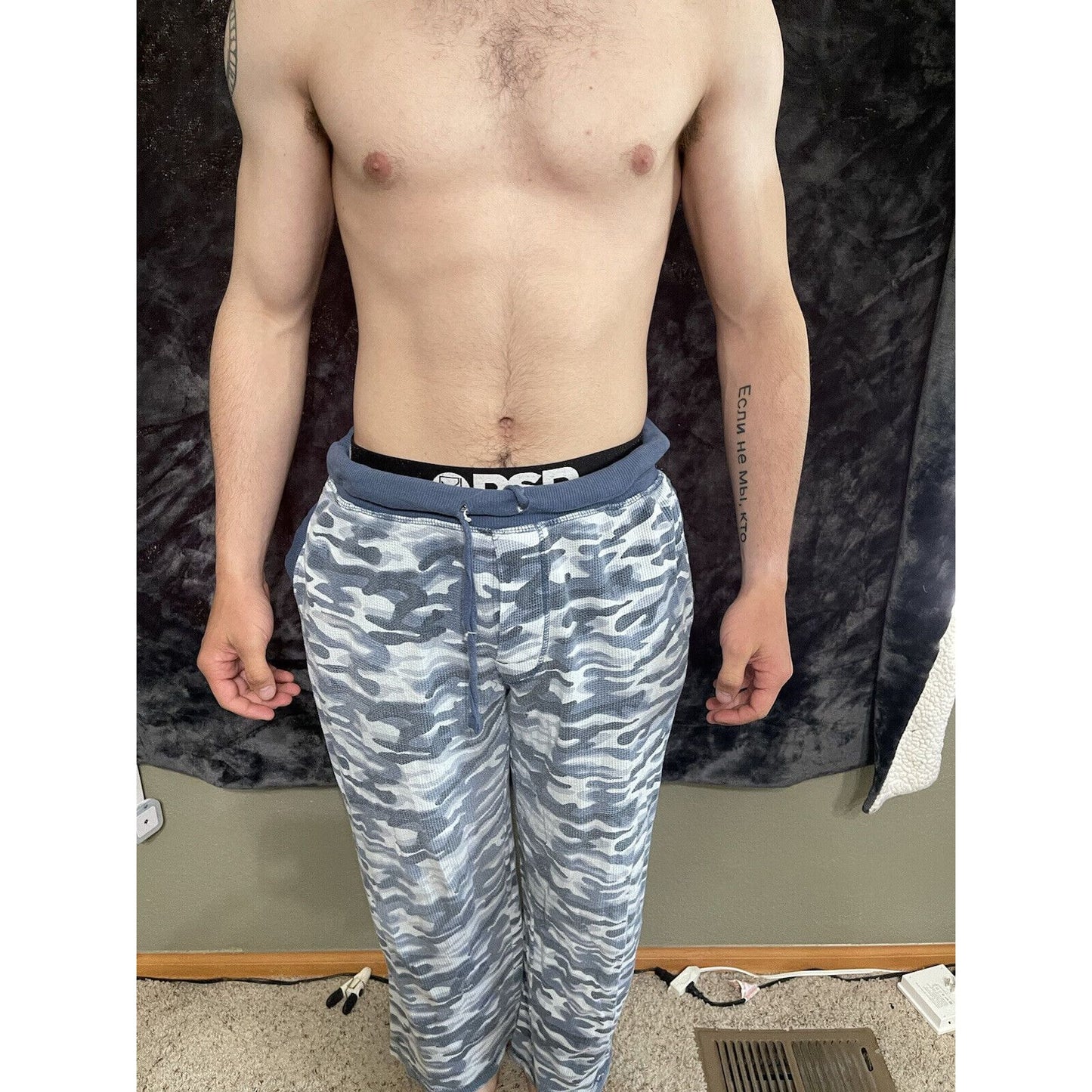 Men’s Joe Boxer Blue Camo Medium Lounge Pants