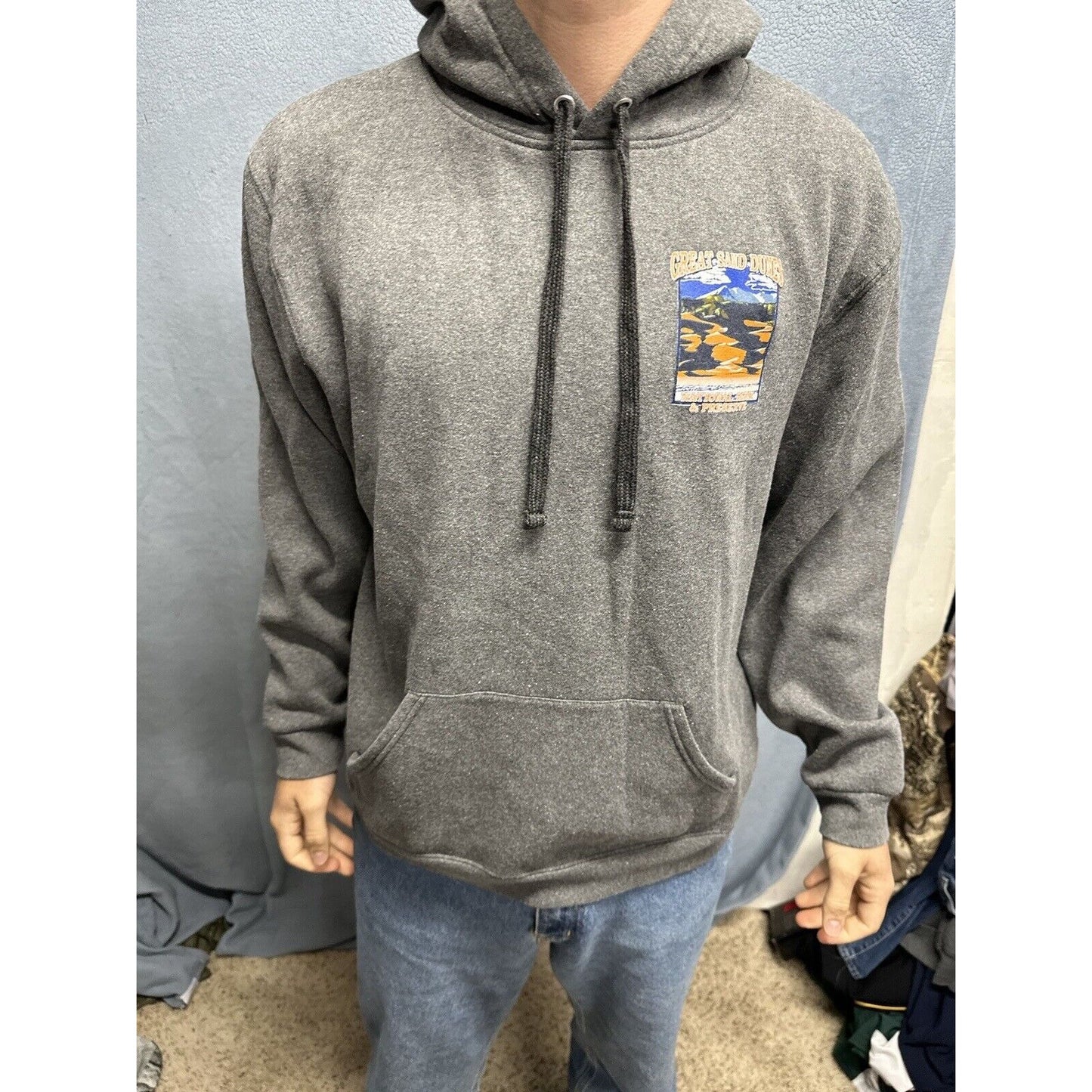 Men’s Gray XL Hoodie Pullover Lone Rock Great Sand Dunes National Park Colorado