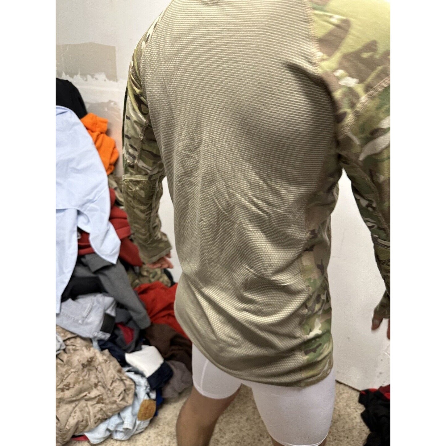 Men’s Army Combat Shirt Flame Resistant Size Small Ocp Pattern