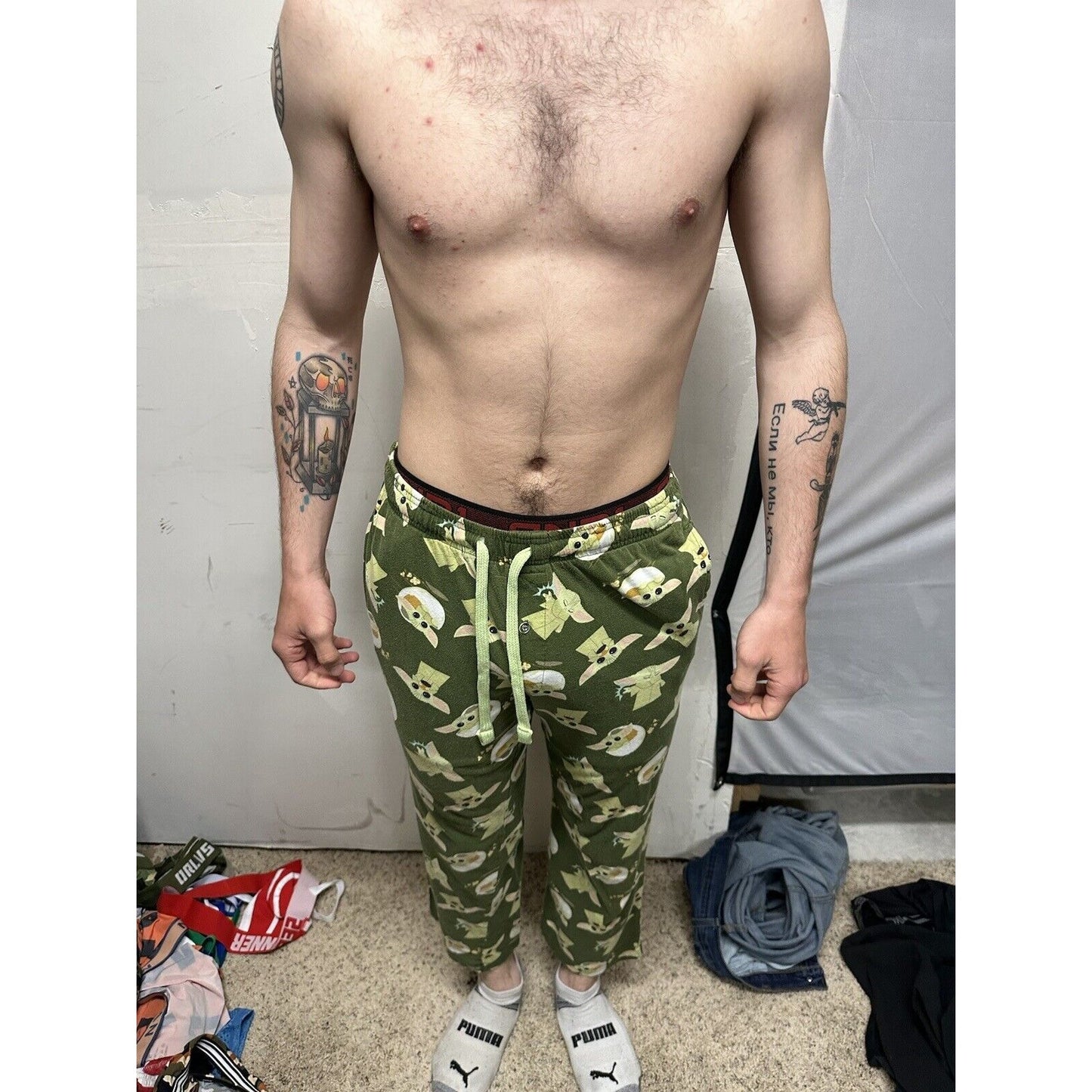 Men’s Small Hot Topic Star Wars Baby Yoda Lounge Pants Pajama Bottoms