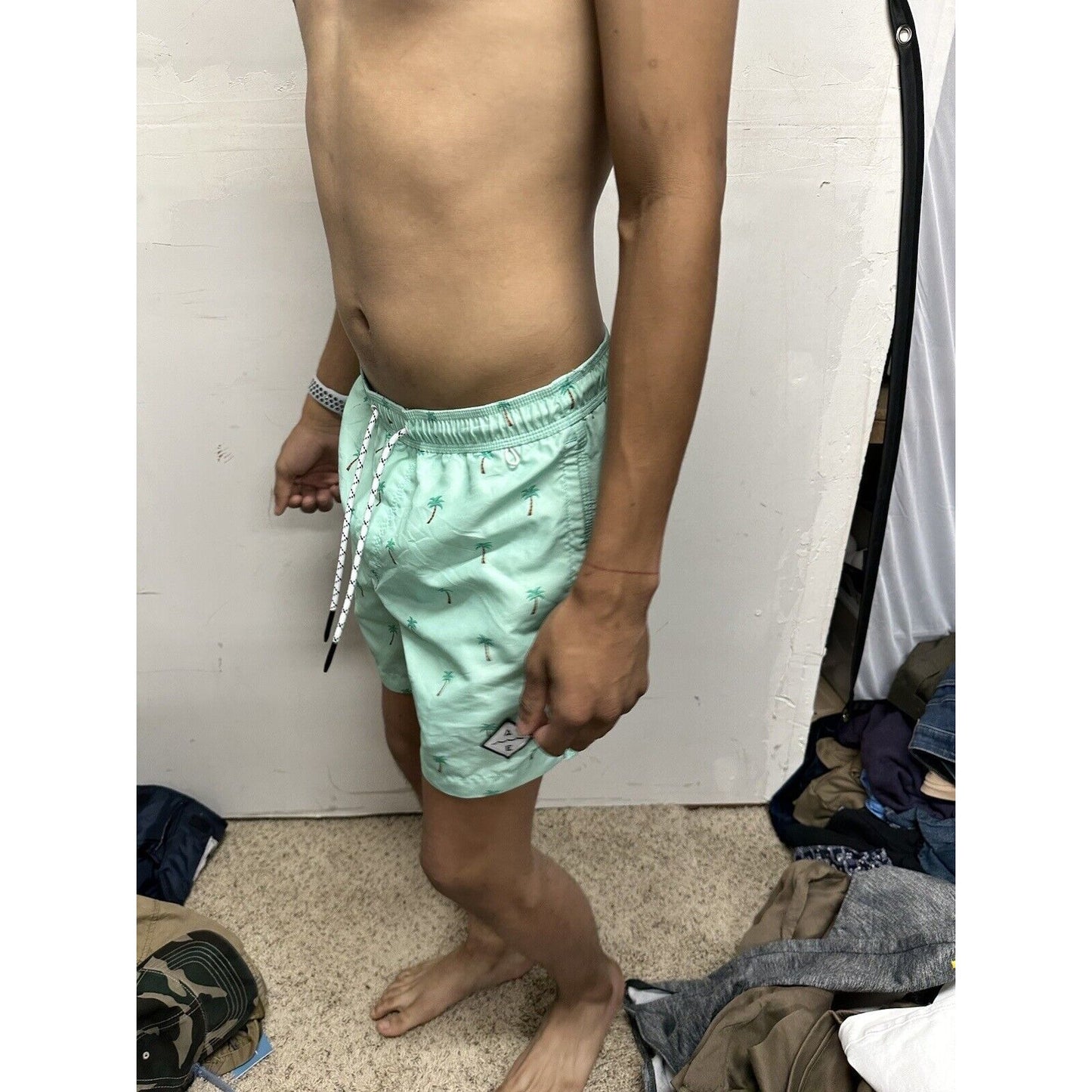 Men’s American Eagle Green Palm Tree Swim Trunks Small