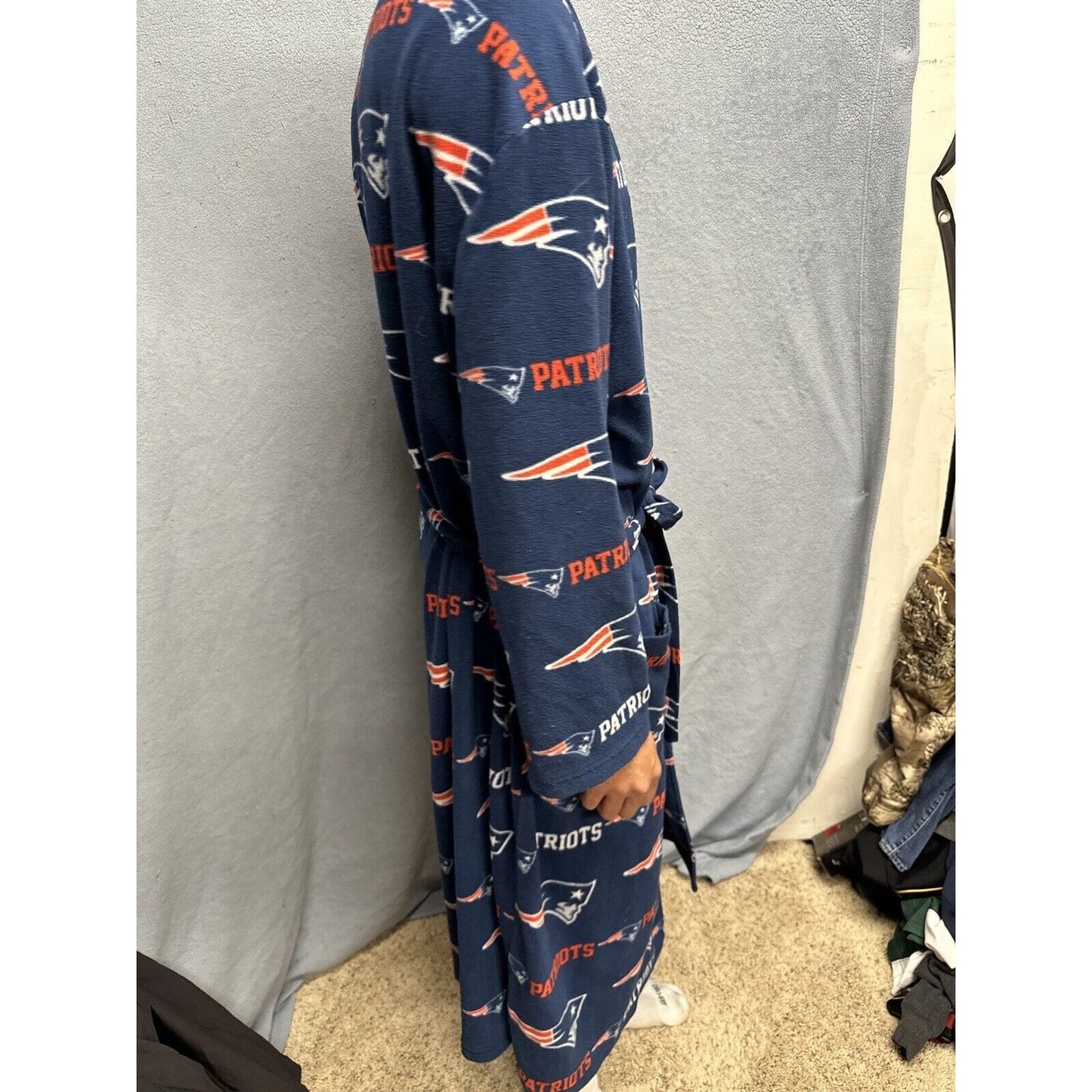 Men’s New England Patriots Team NFL Apparel Sleepwear One Size Fits Most Robe