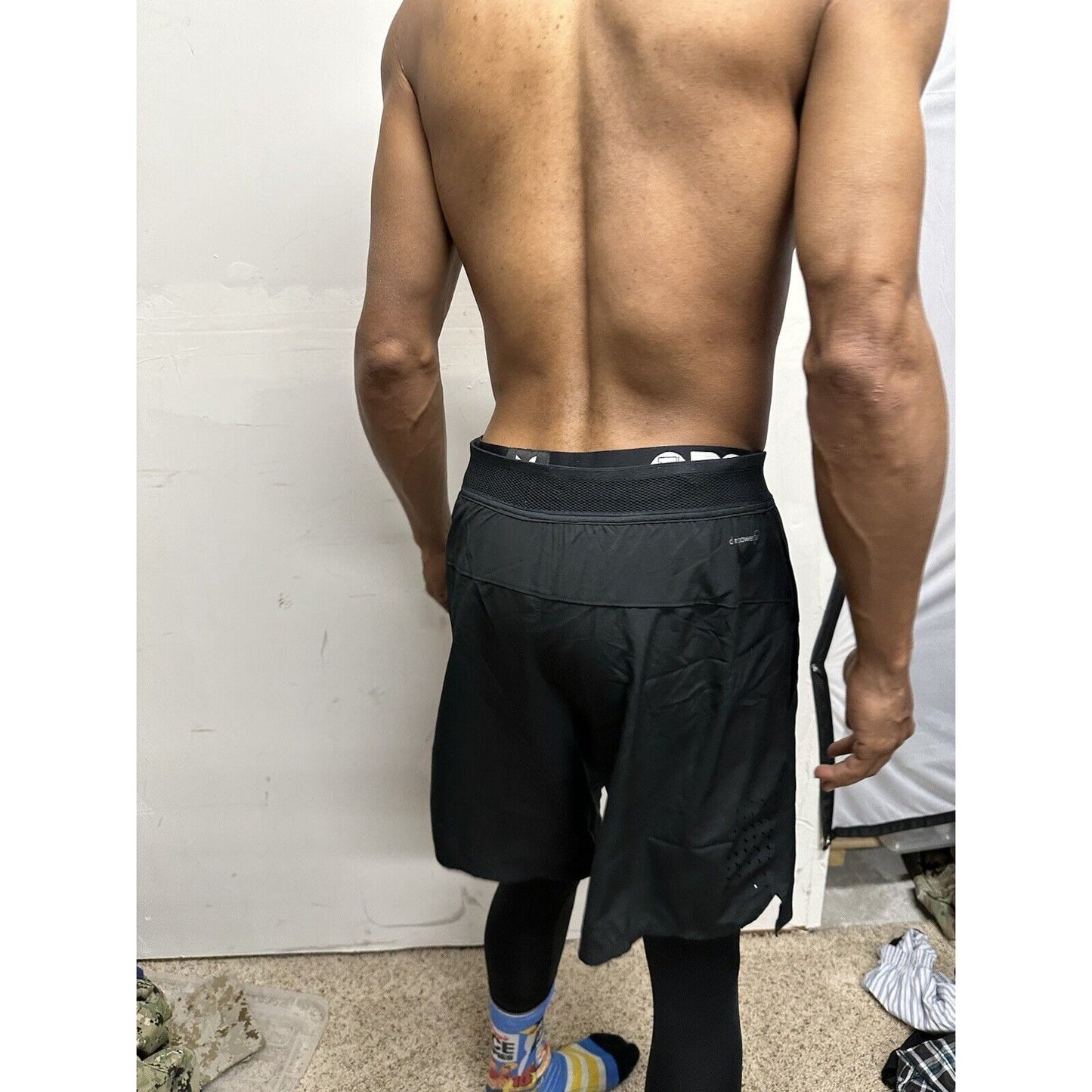 Men’s Russell Medium Training Fit Intellifresh Athletic Pants w/leggings