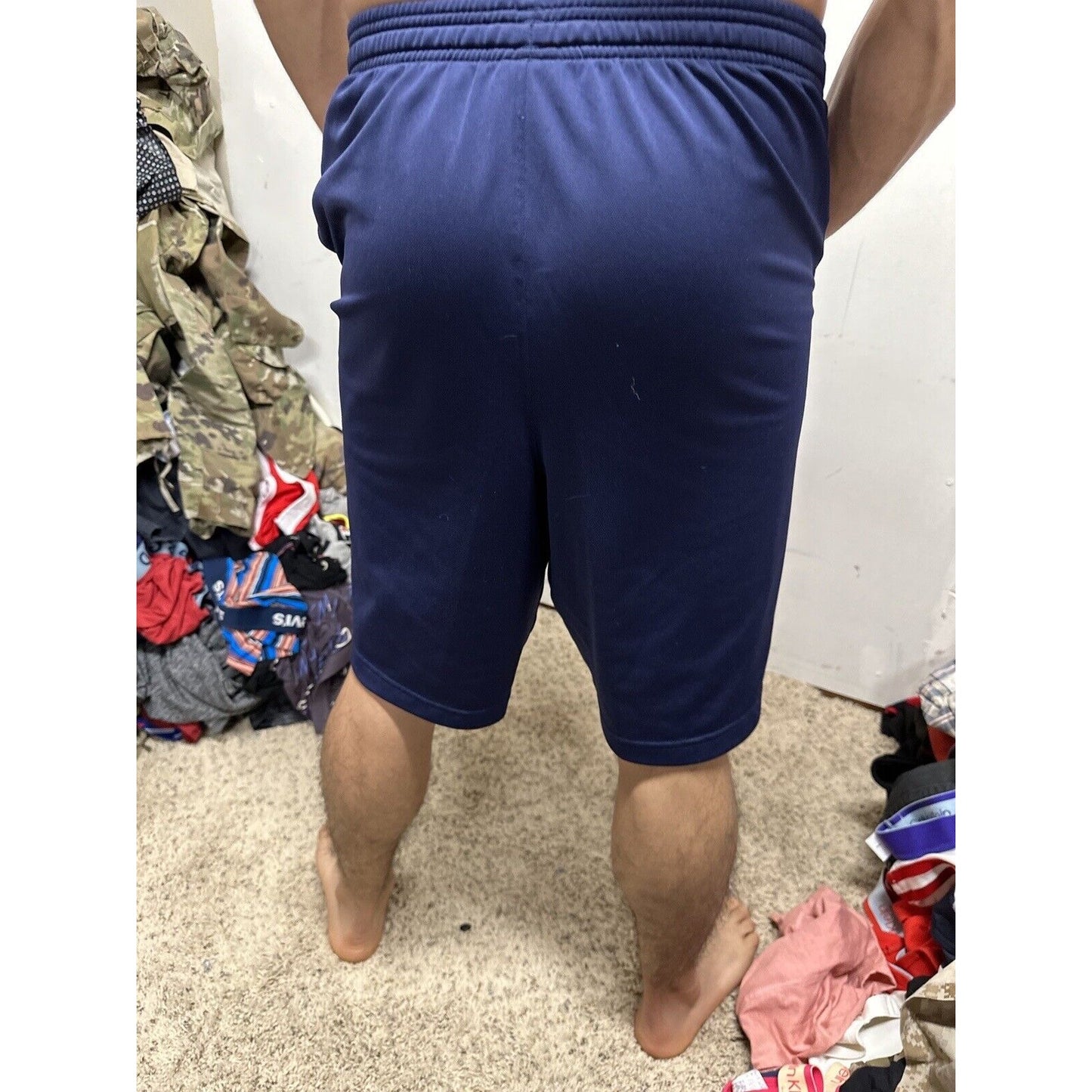 Men’s Dark Blue Large Under Armour Athletic Shorts With Pockets