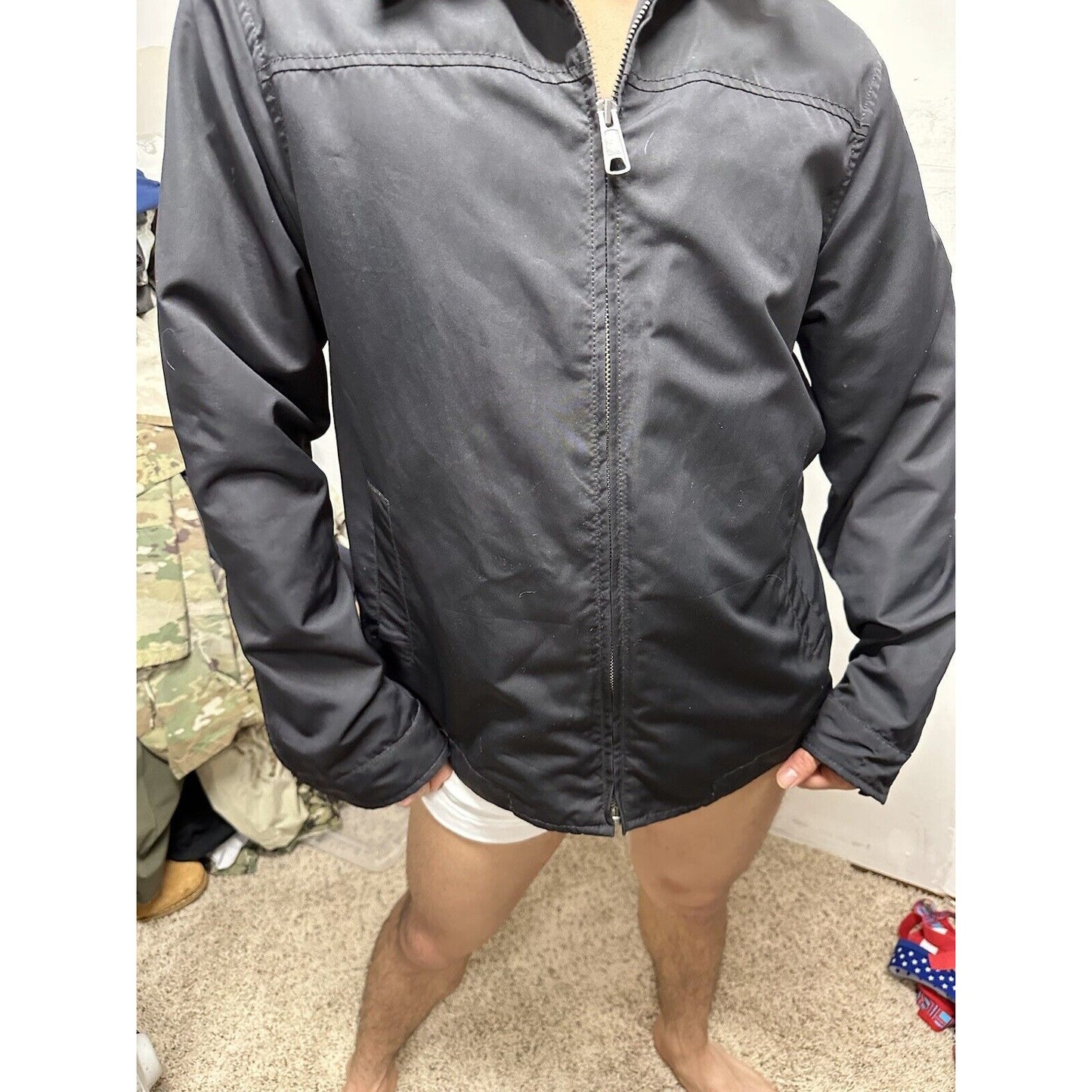 Men’s Black Old Navy Medium Full Zip Windbreaker Jacket