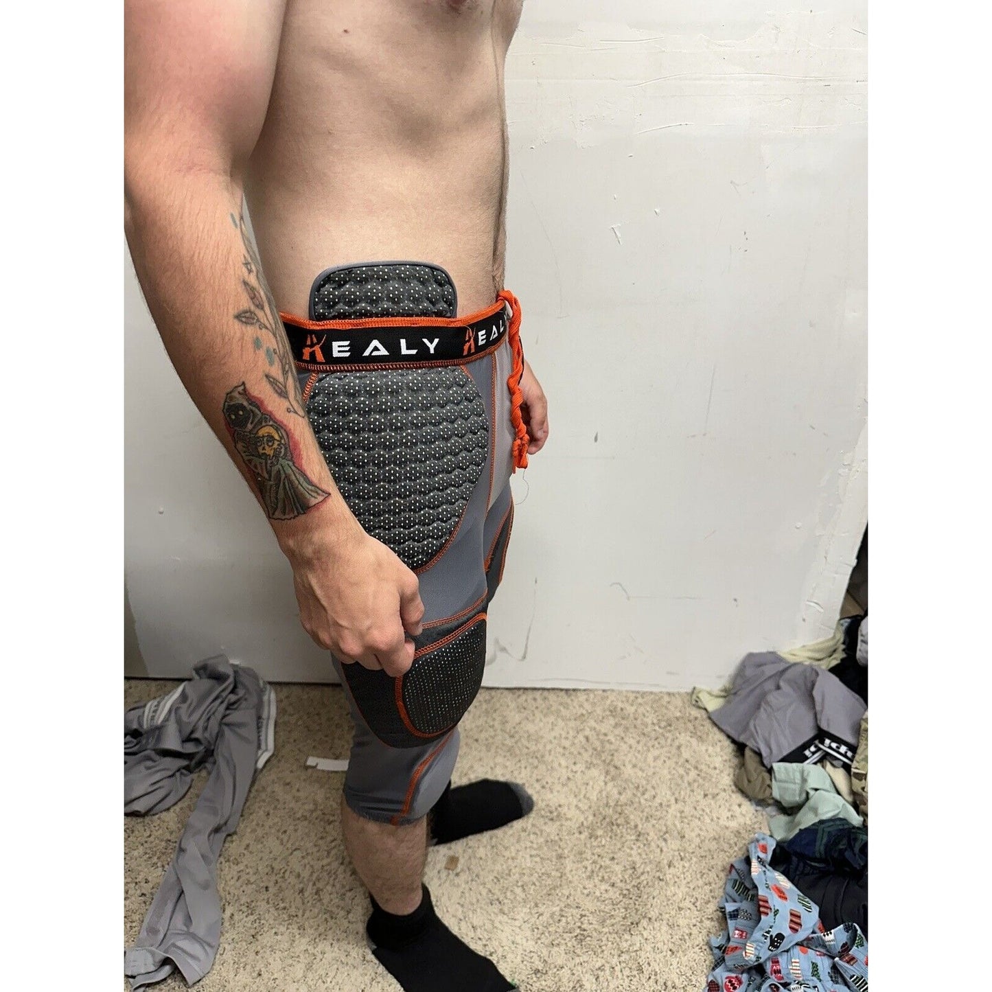 Men’s Healy Sportswear Medium Gray Orange Football Pads Girdle