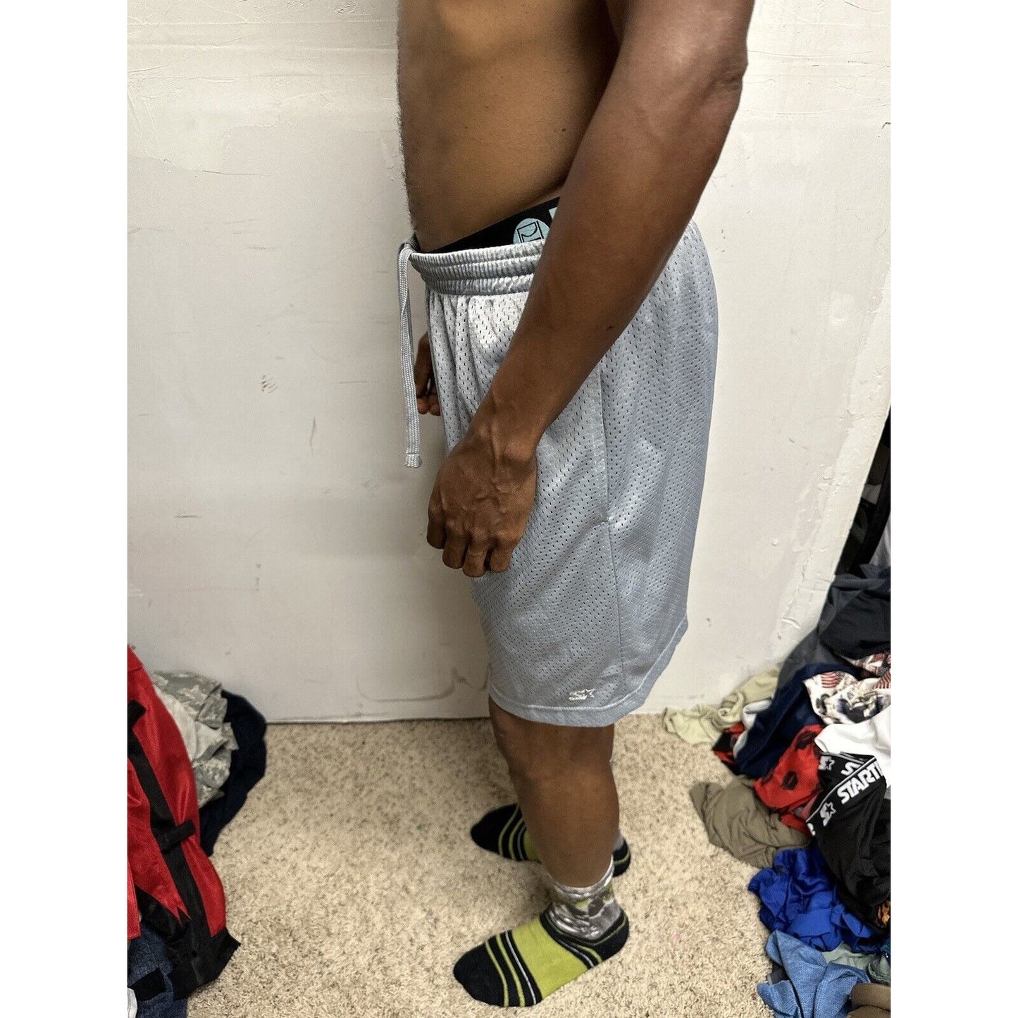 Men’s Gray Starter Medium Athletic Shorts With Pockets