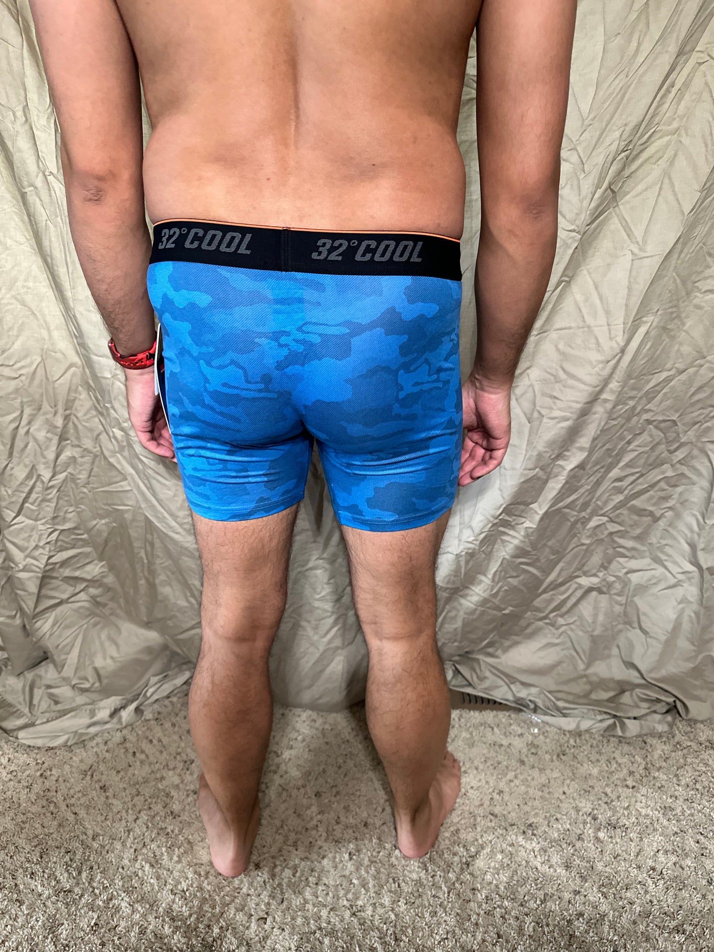 Men’s blue with camo pattern 32 degree cool boxer briefs size small