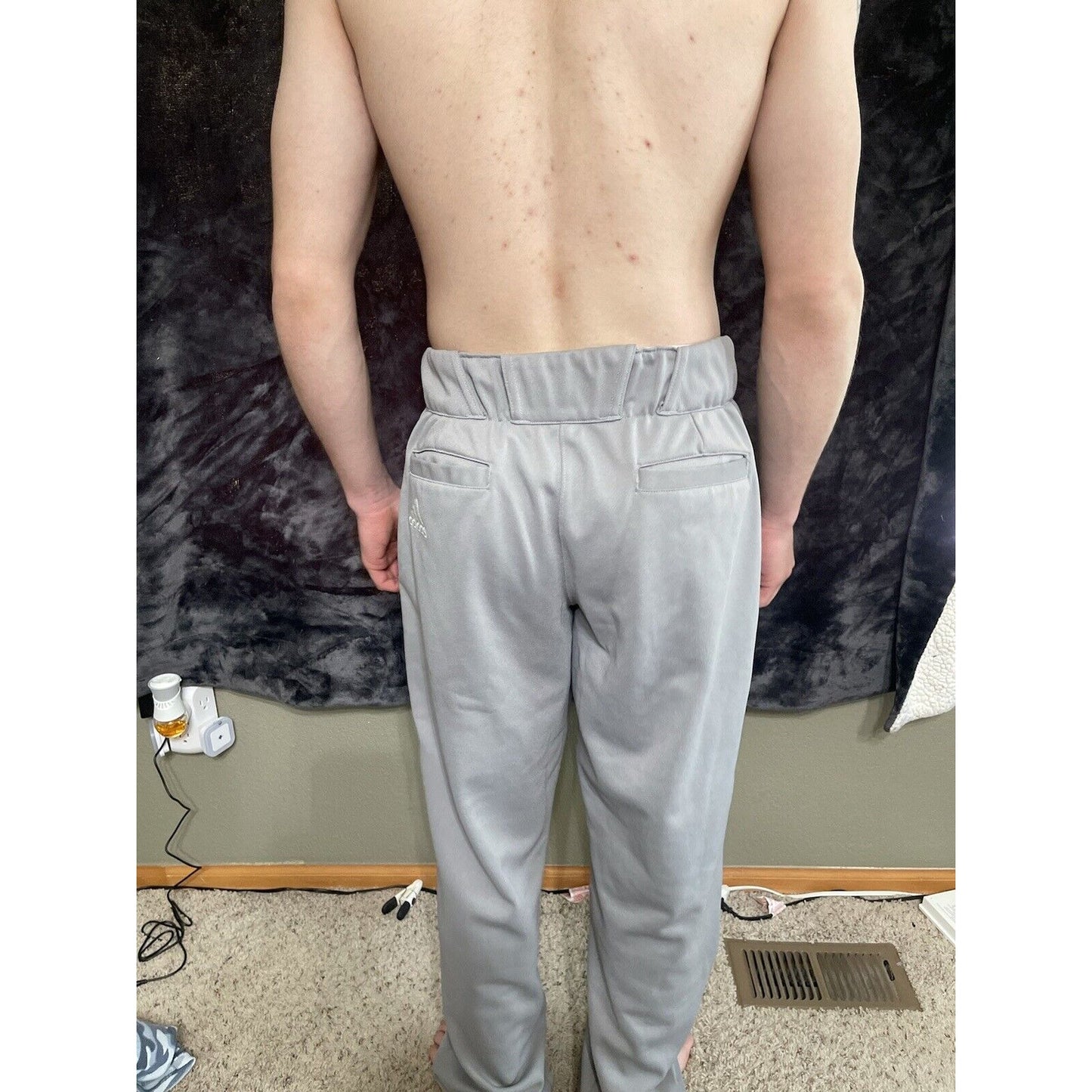 Men’s Adidas Gray Baseball Pants Size Medium Climalite