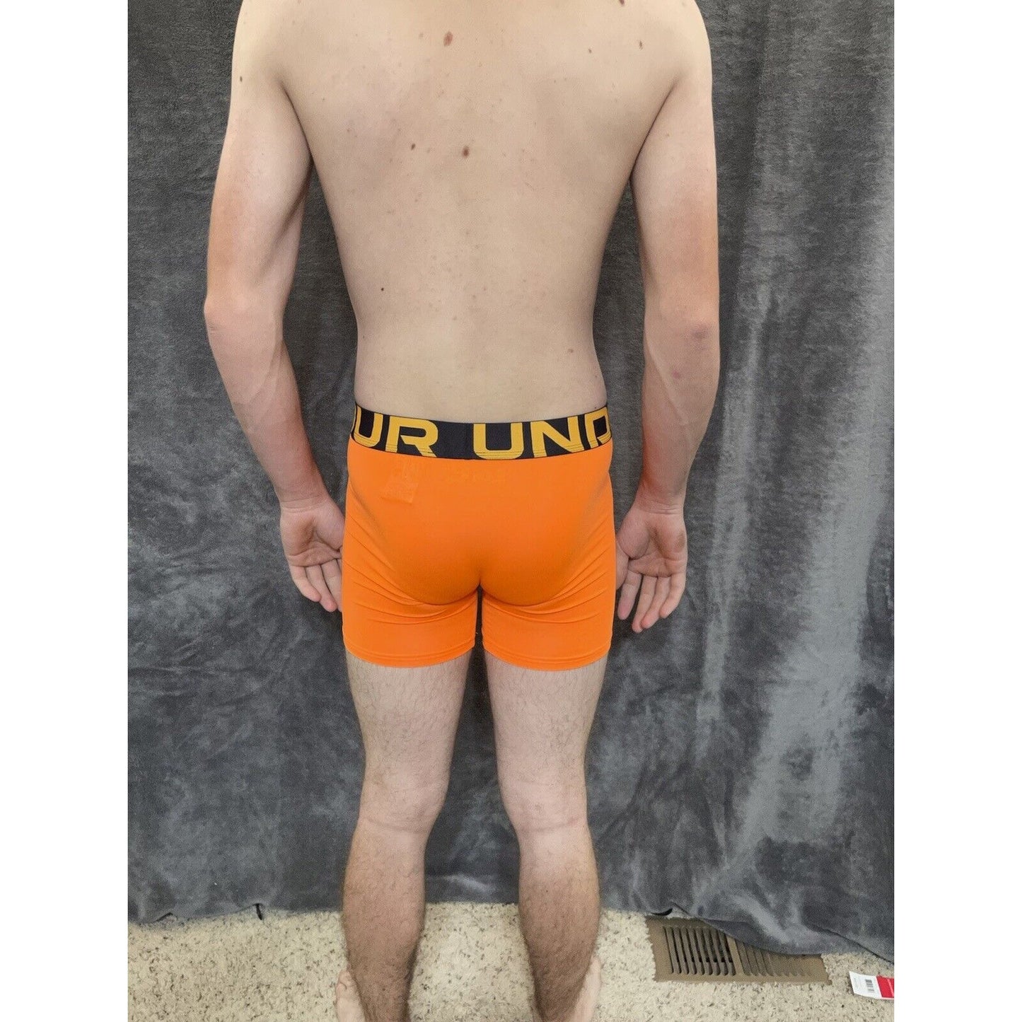 boy's youth large neon orange heatgear under armour fitted boxer brief