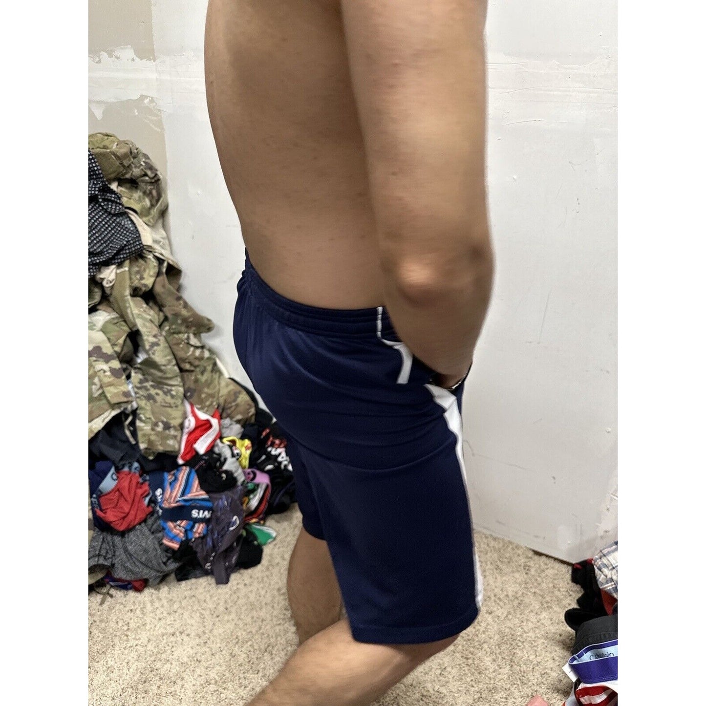 Men’s Dark Blue Large Under Armour Athletic Shorts With Pockets