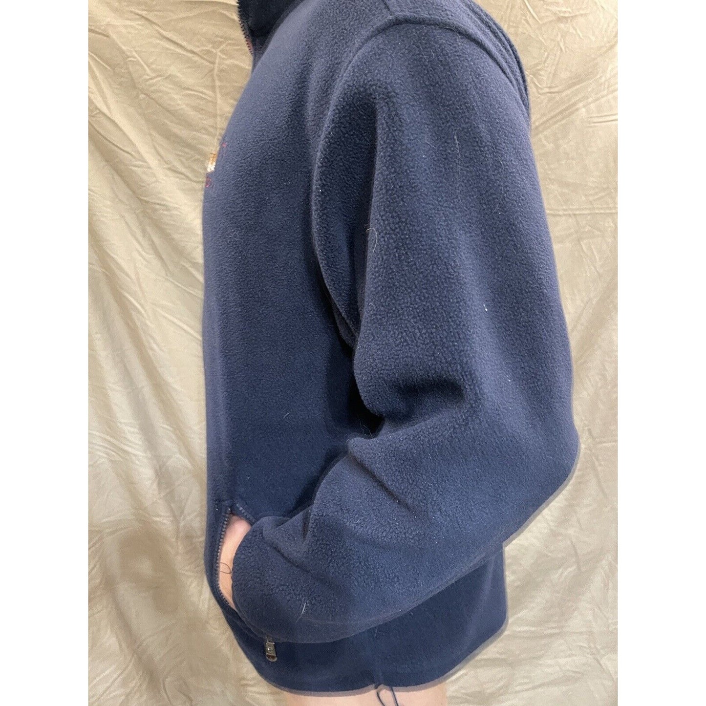 Men's full zip blue sweatshirt monterey bay california fits like a medium Gogo