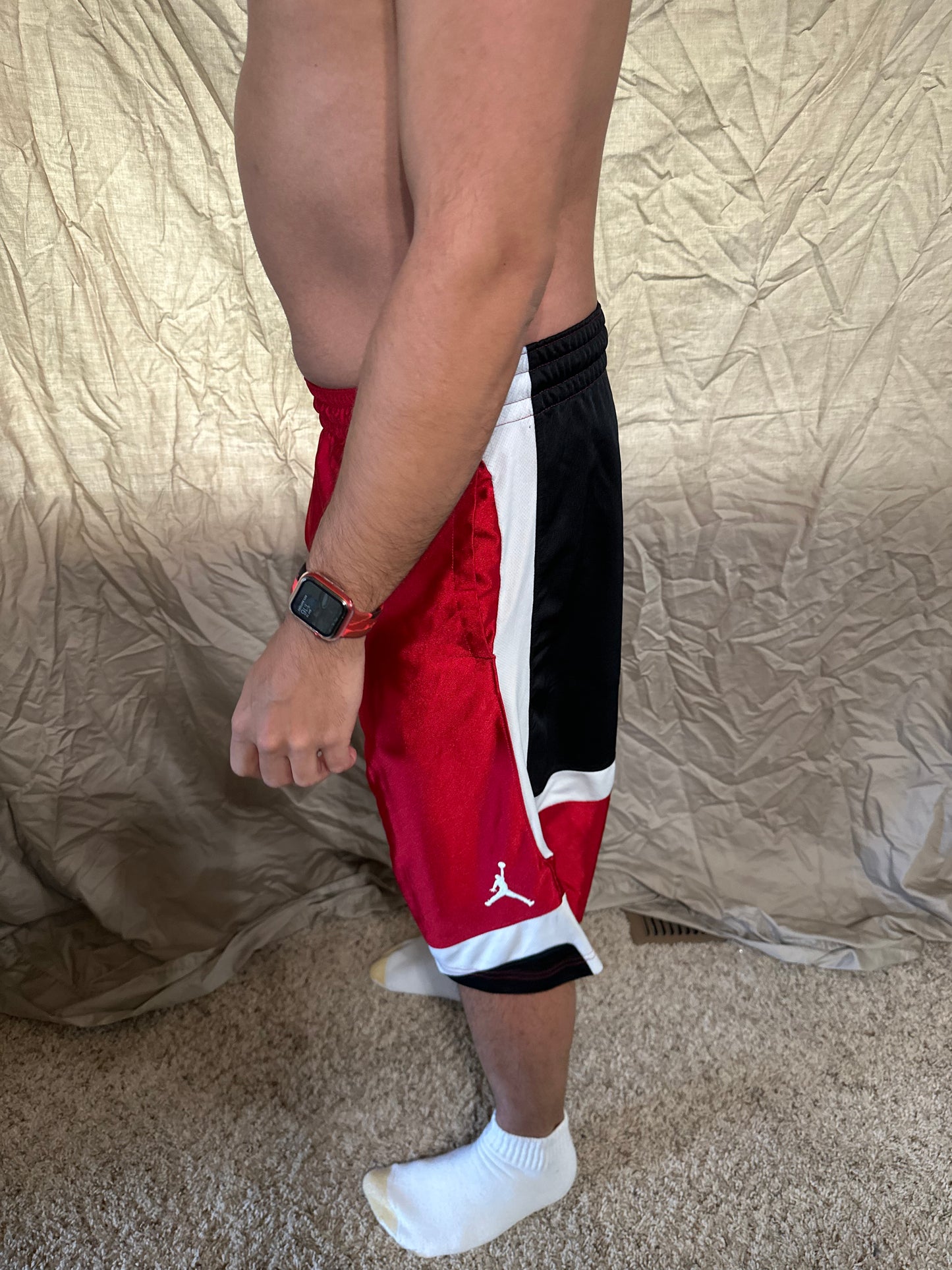 Men’s air Jordan red black white athletic shorts with pockets size medium
