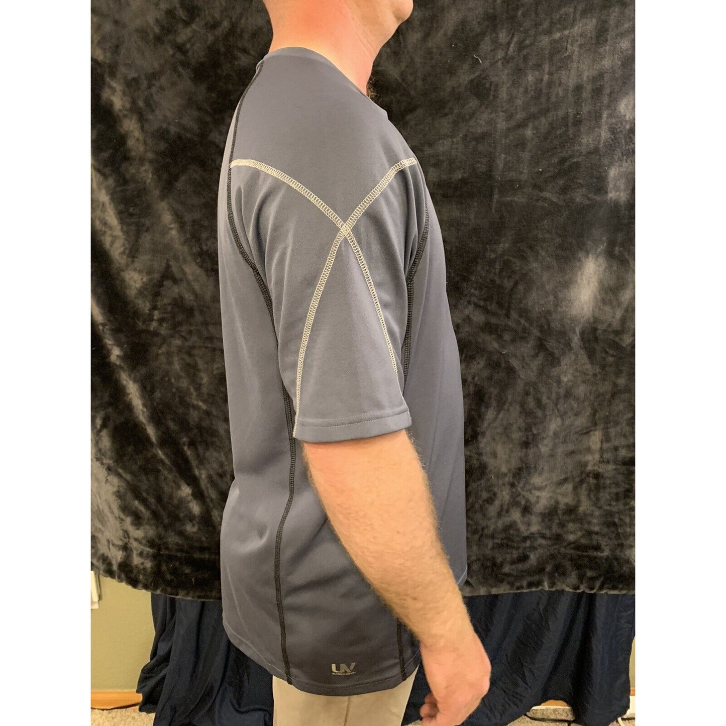 Men’s Speedo UV Block The Burn Swim Shirt Gray Size Large